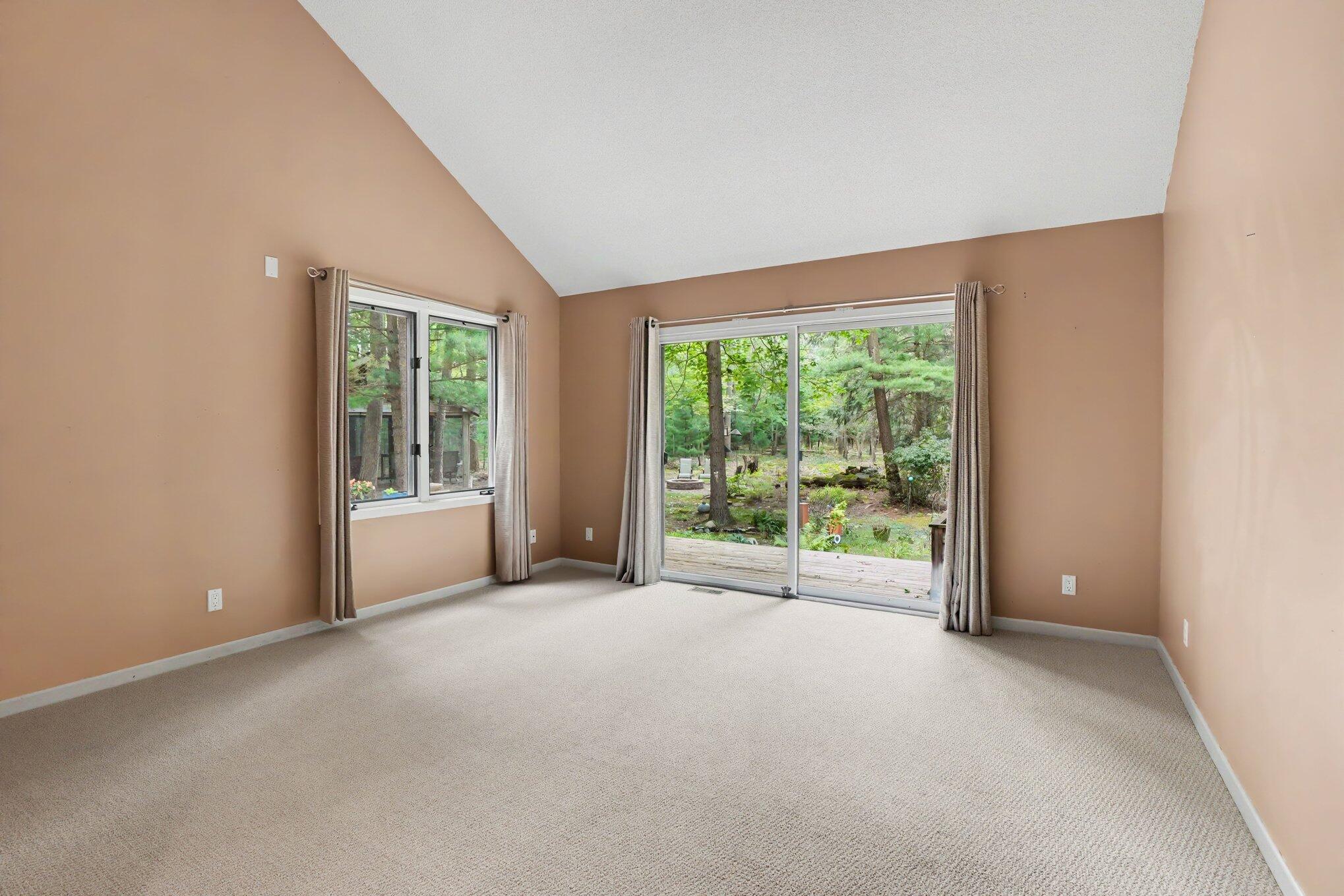 1439 W Sternberg Road Norton Shores MI 49441