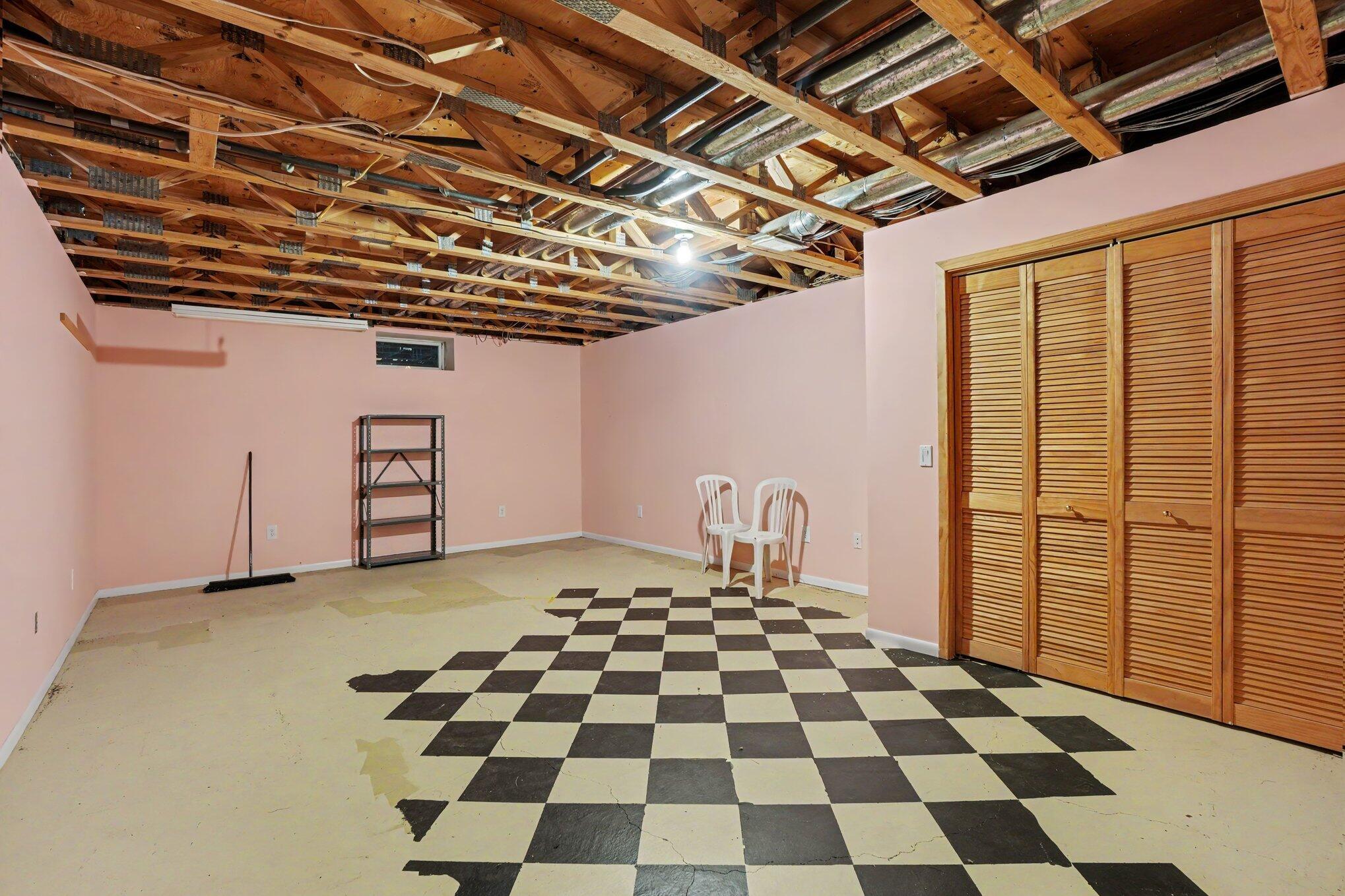 1439 W Sternberg Road Norton Shores MI 49441