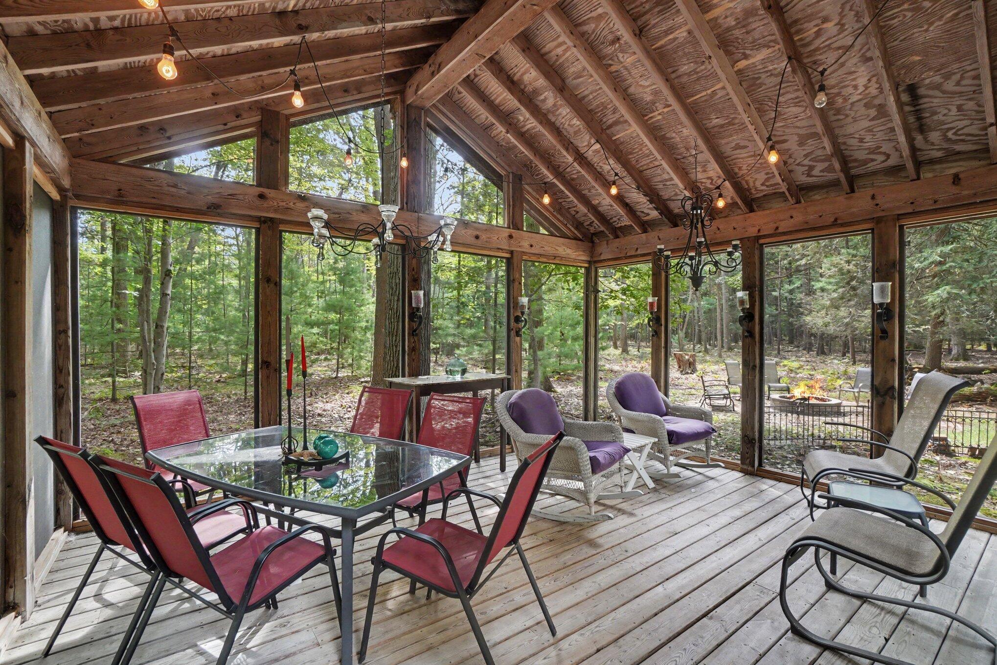 1439 W Sternberg Road Norton Shores MI 49441