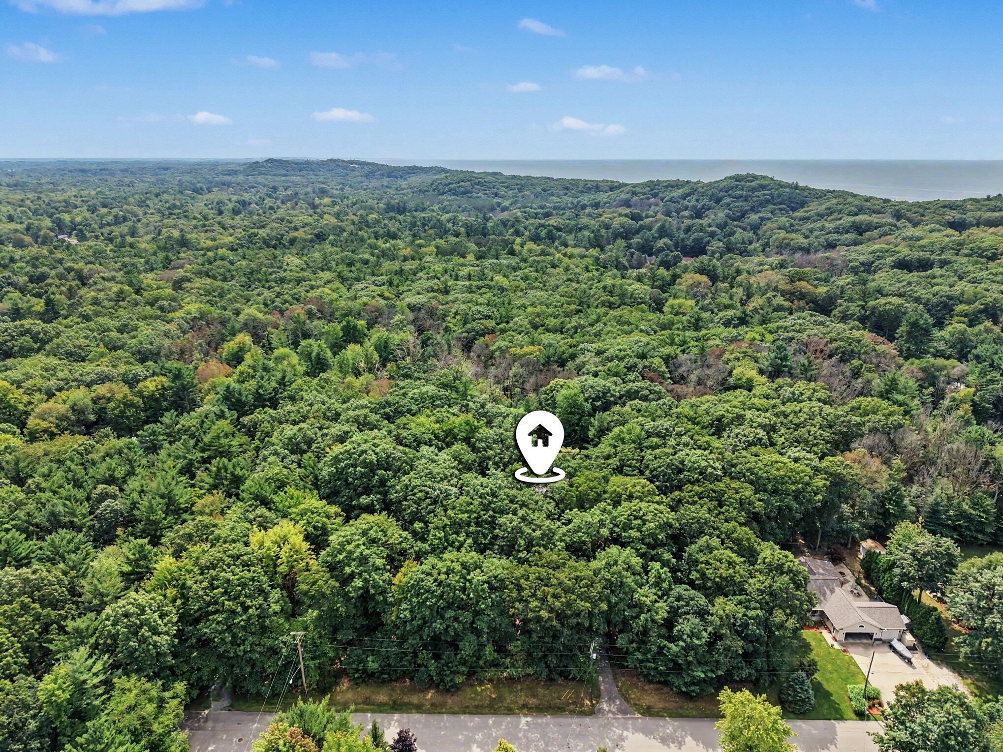 1439 W Sternberg Road Norton Shores MI 49441
