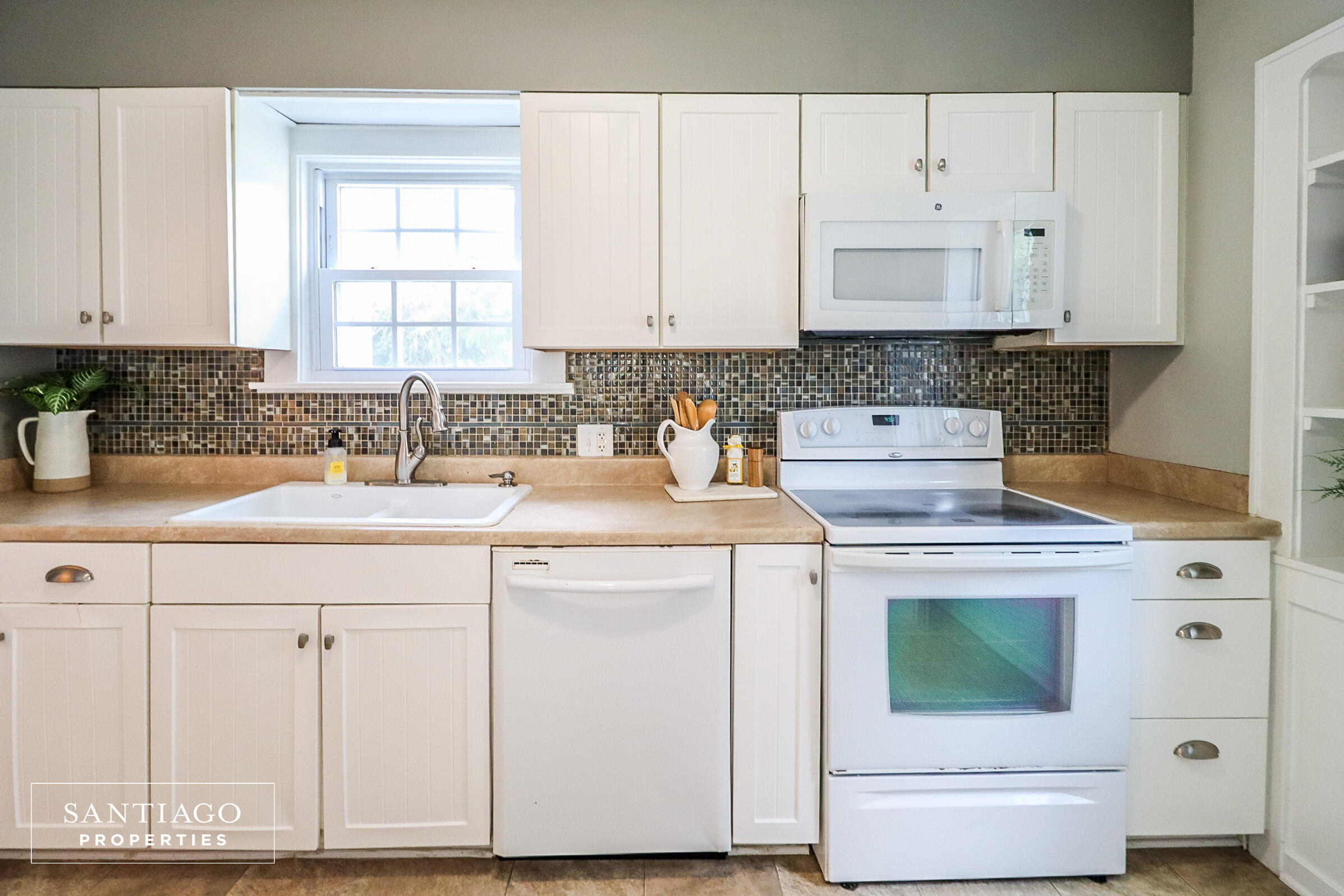 619 Ottillia Street SE Grand Rapids MI 49507