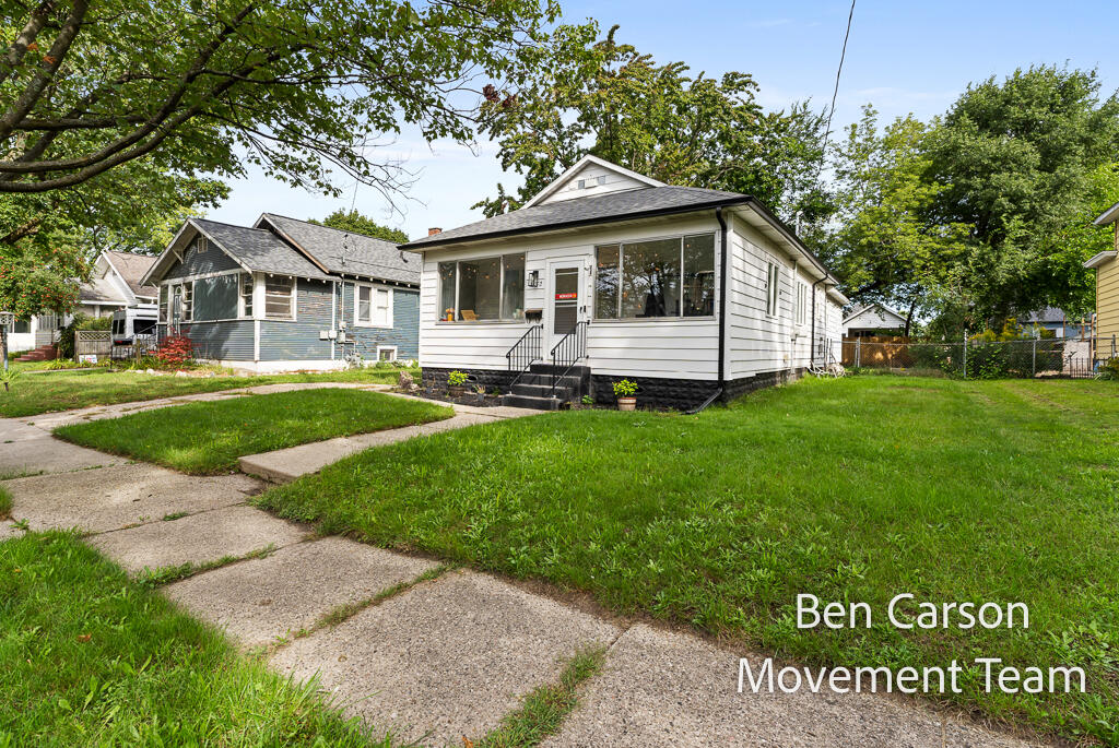 1152 E Dale Avenue Muskegon MI 49441