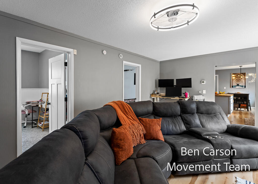 1152 E Dale Avenue Muskegon MI 49441