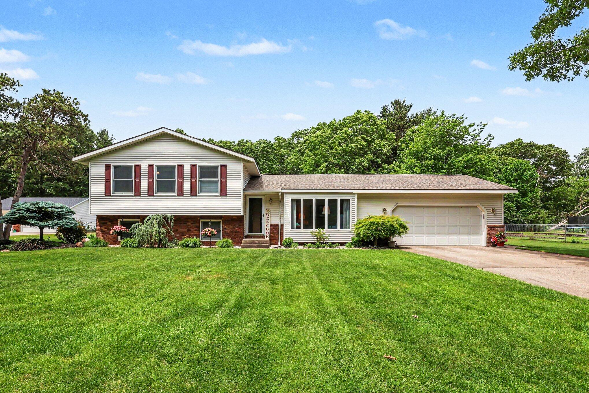 2332 Filonow Drive Muskegon MI 49444