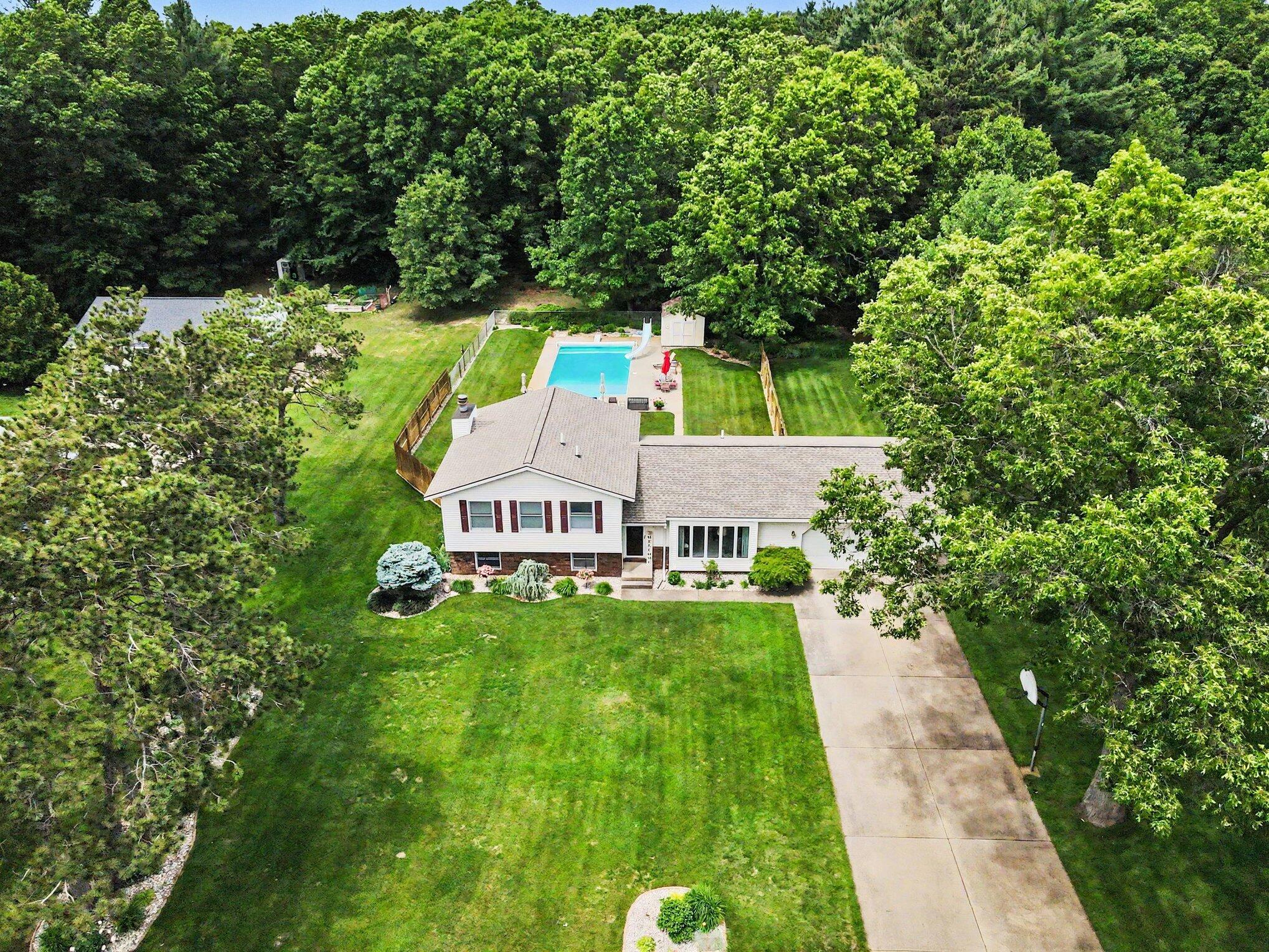 2332 Filonow Drive Muskegon MI 49444