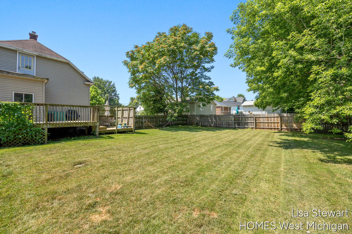 1131 Crescent Street NE Grand Rapids MI 49503