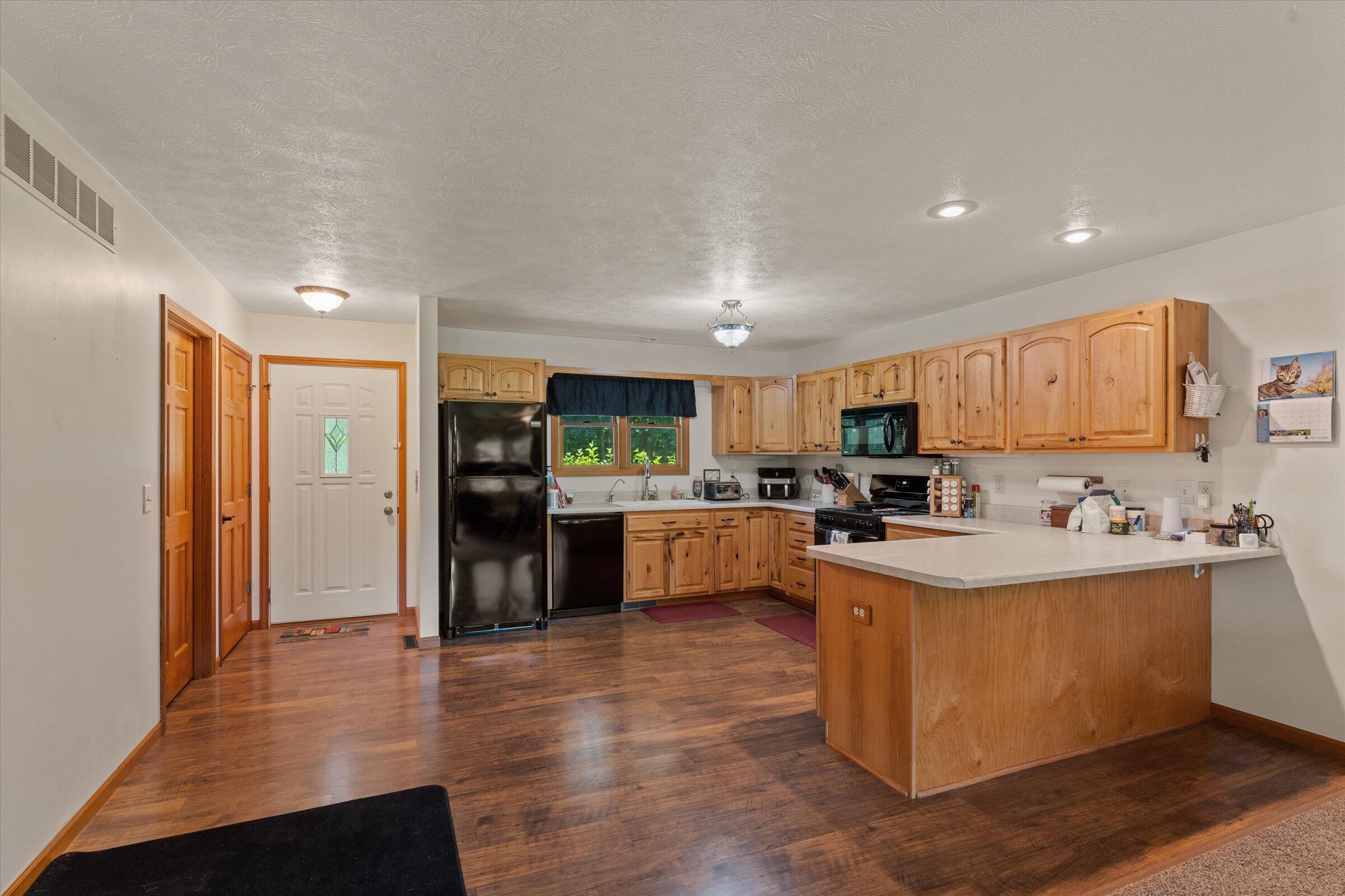25028 Jefferson Center Street Cassopolis MI 49031