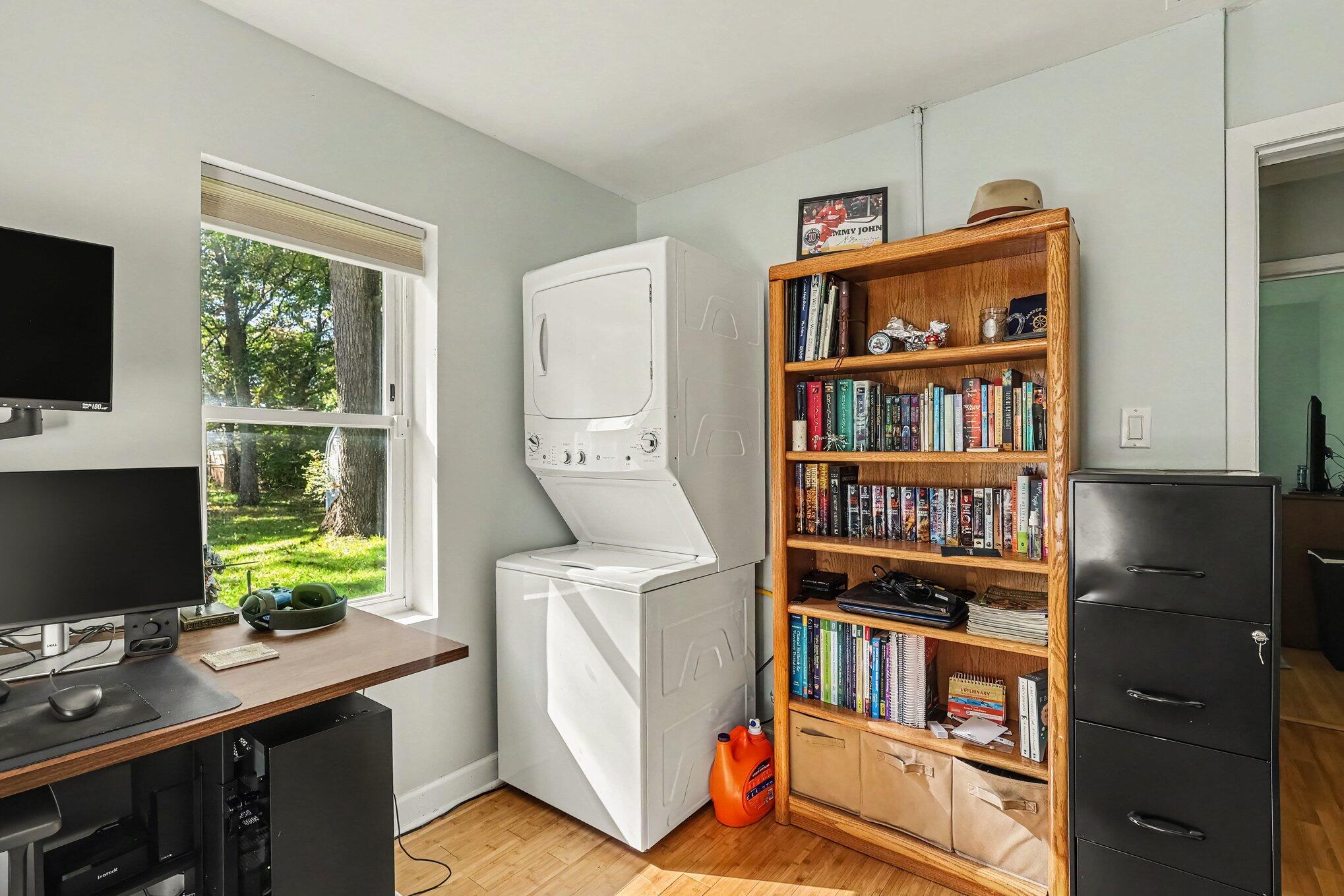 1451 Canterbury Avenue Norton Shores MI 49444