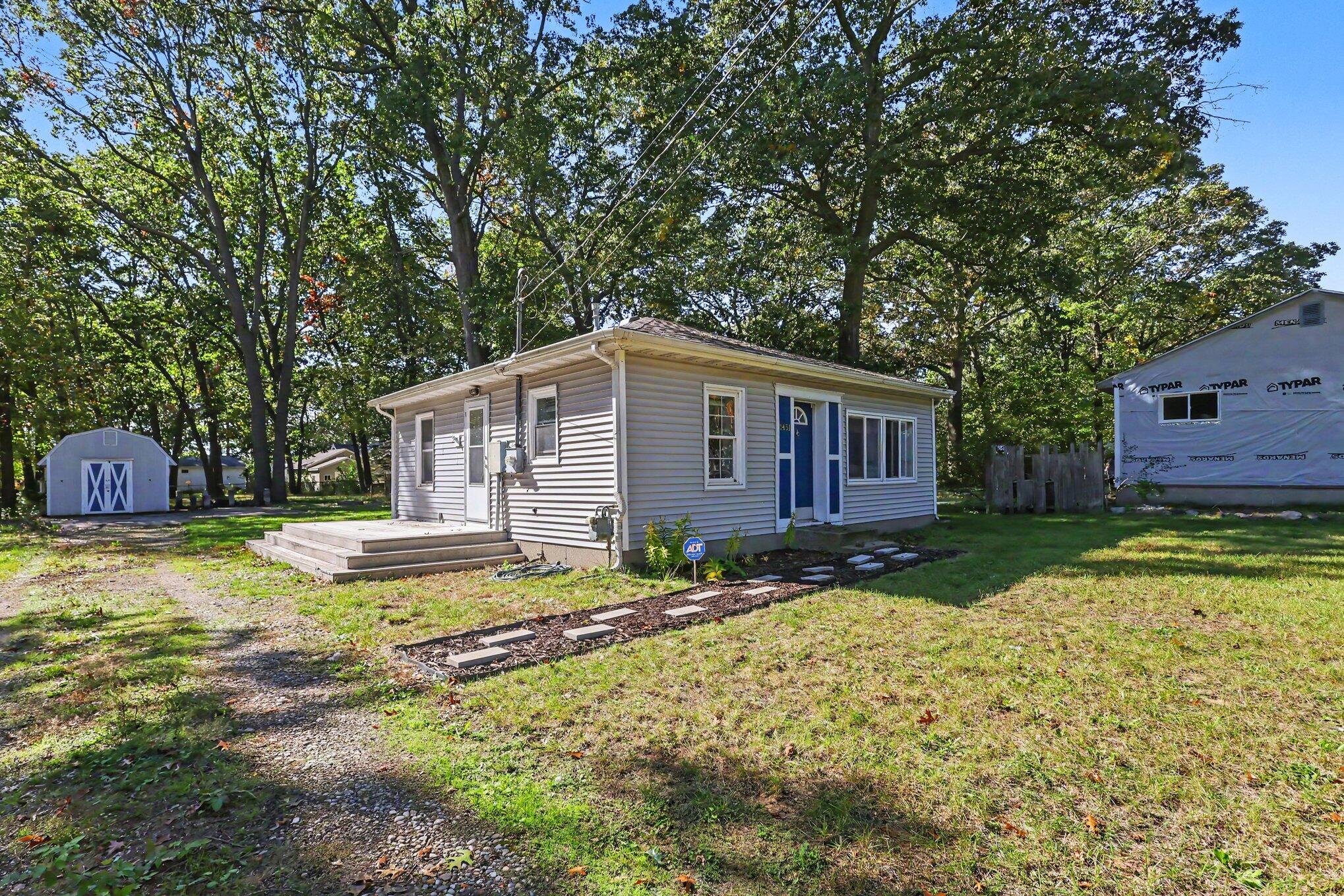 1451 Canterbury Avenue Norton Shores MI 49444