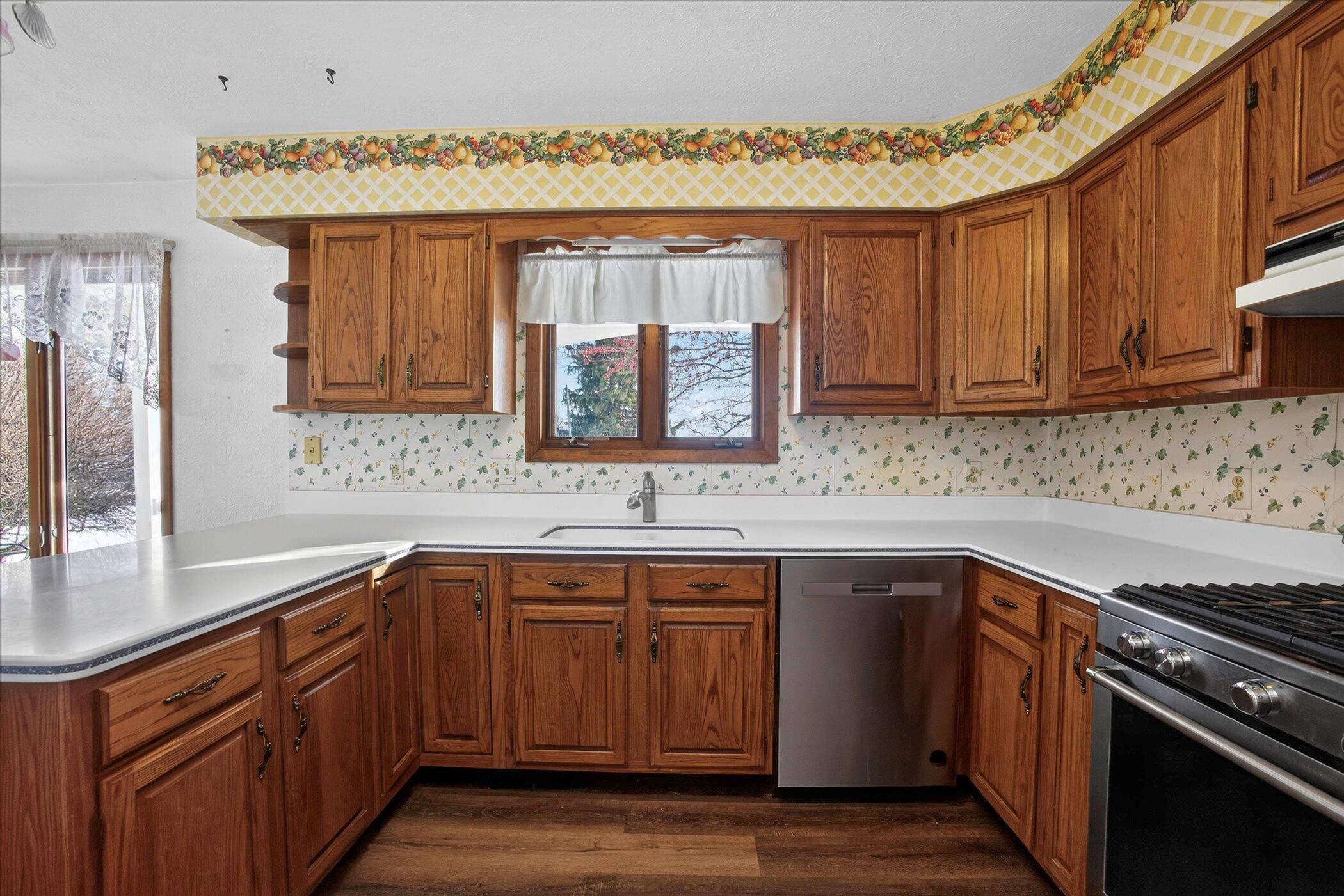 20350 Old 205 Edwardsburg MI 49112