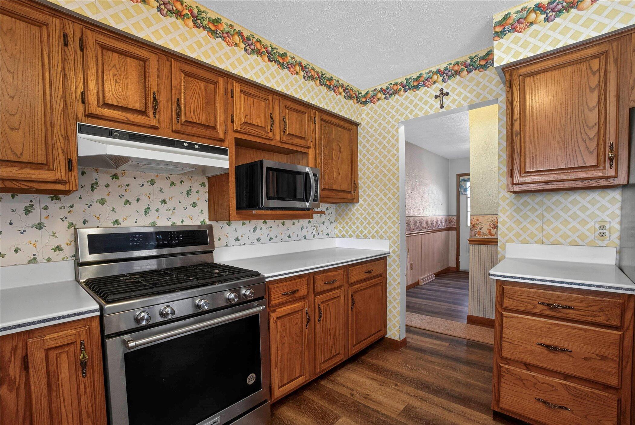 20350 Old 205 Edwardsburg MI 49112