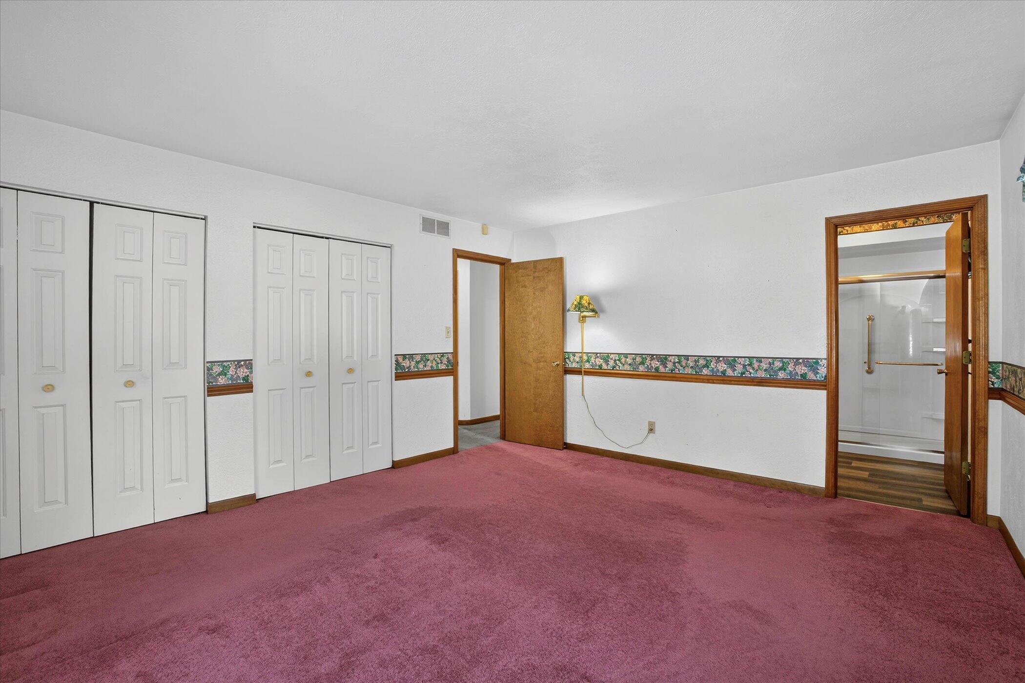 20350 Old 205 Edwardsburg MI 49112