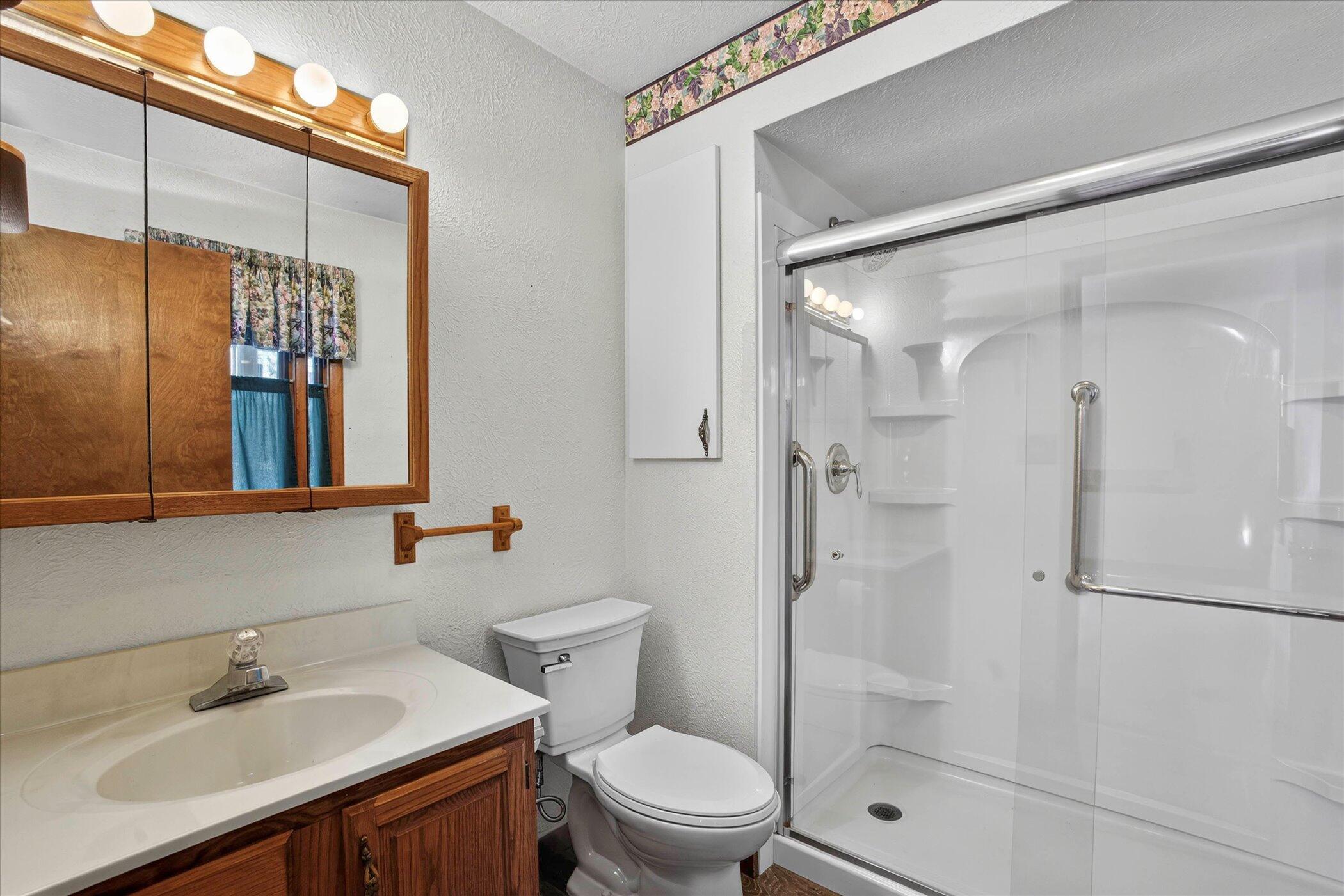 20350 Old 205 Edwardsburg MI 49112