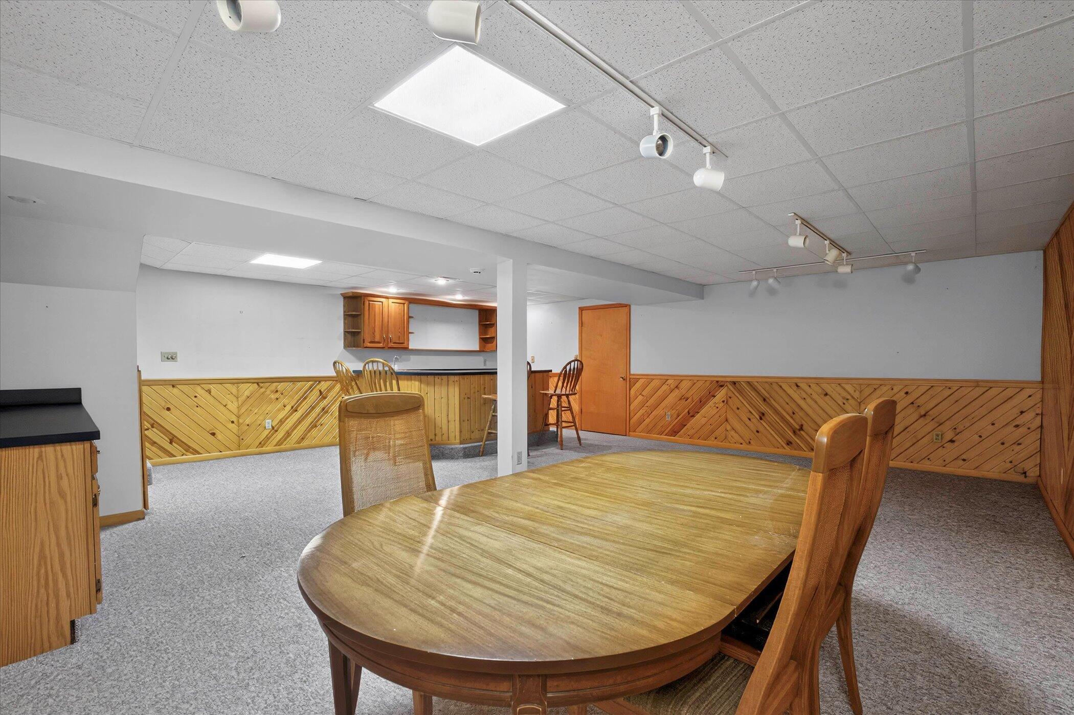 20350 Old 205 Edwardsburg MI 49112