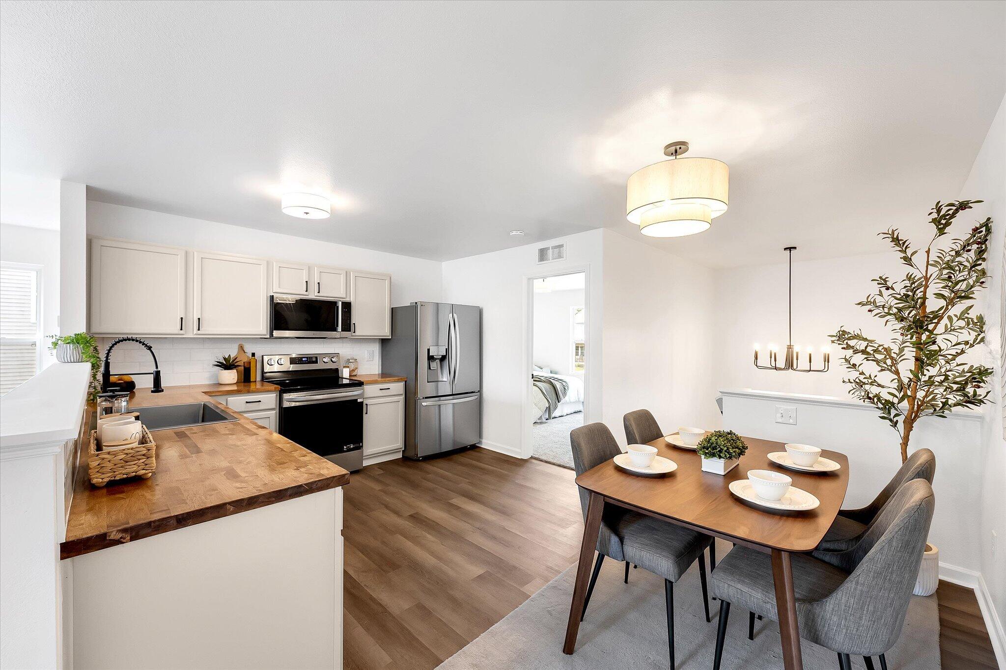 6675 Cypress Bay Drive Kalamazoo MI 49009