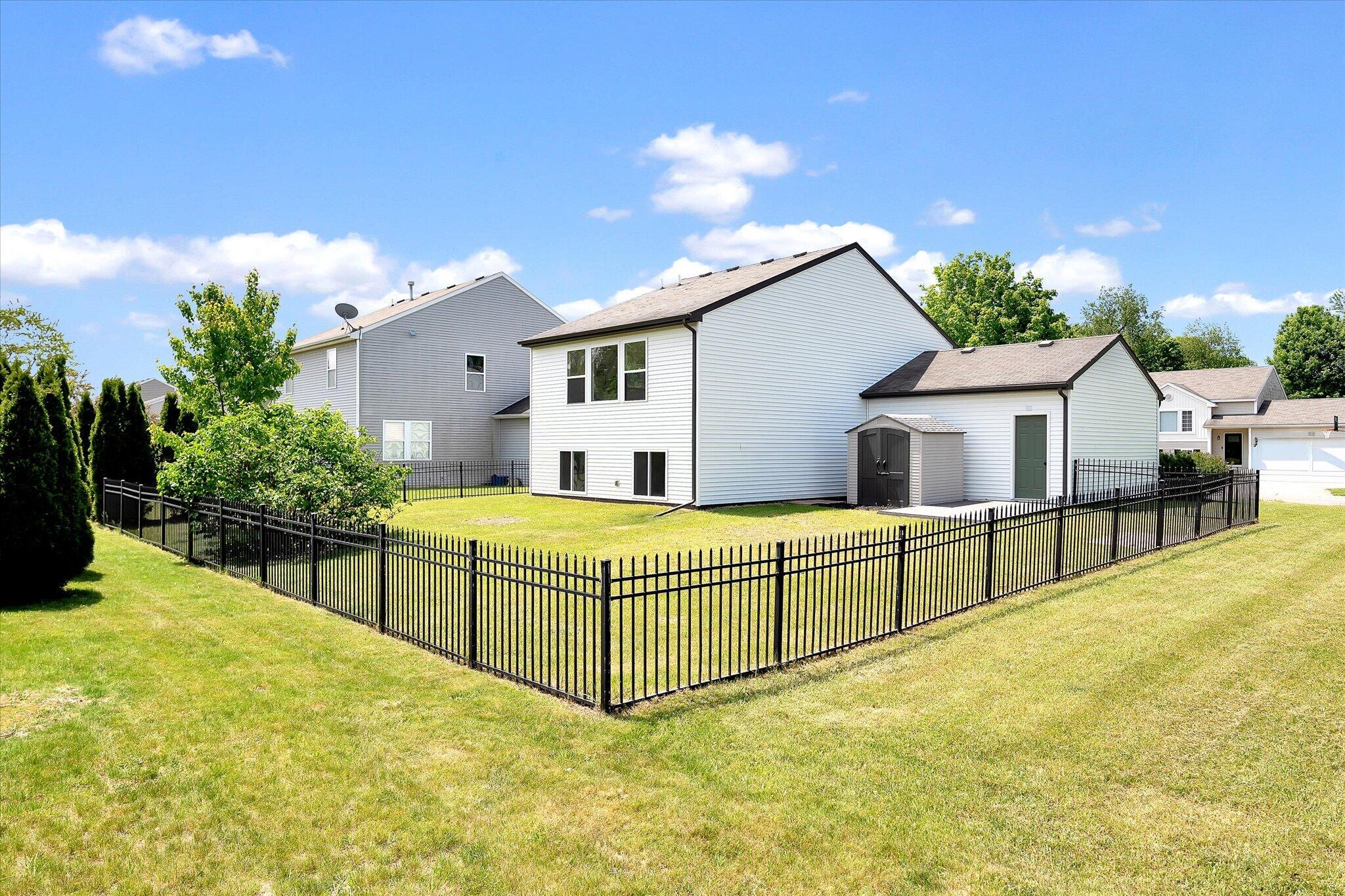 6675 Cypress Bay Drive Kalamazoo MI 49009