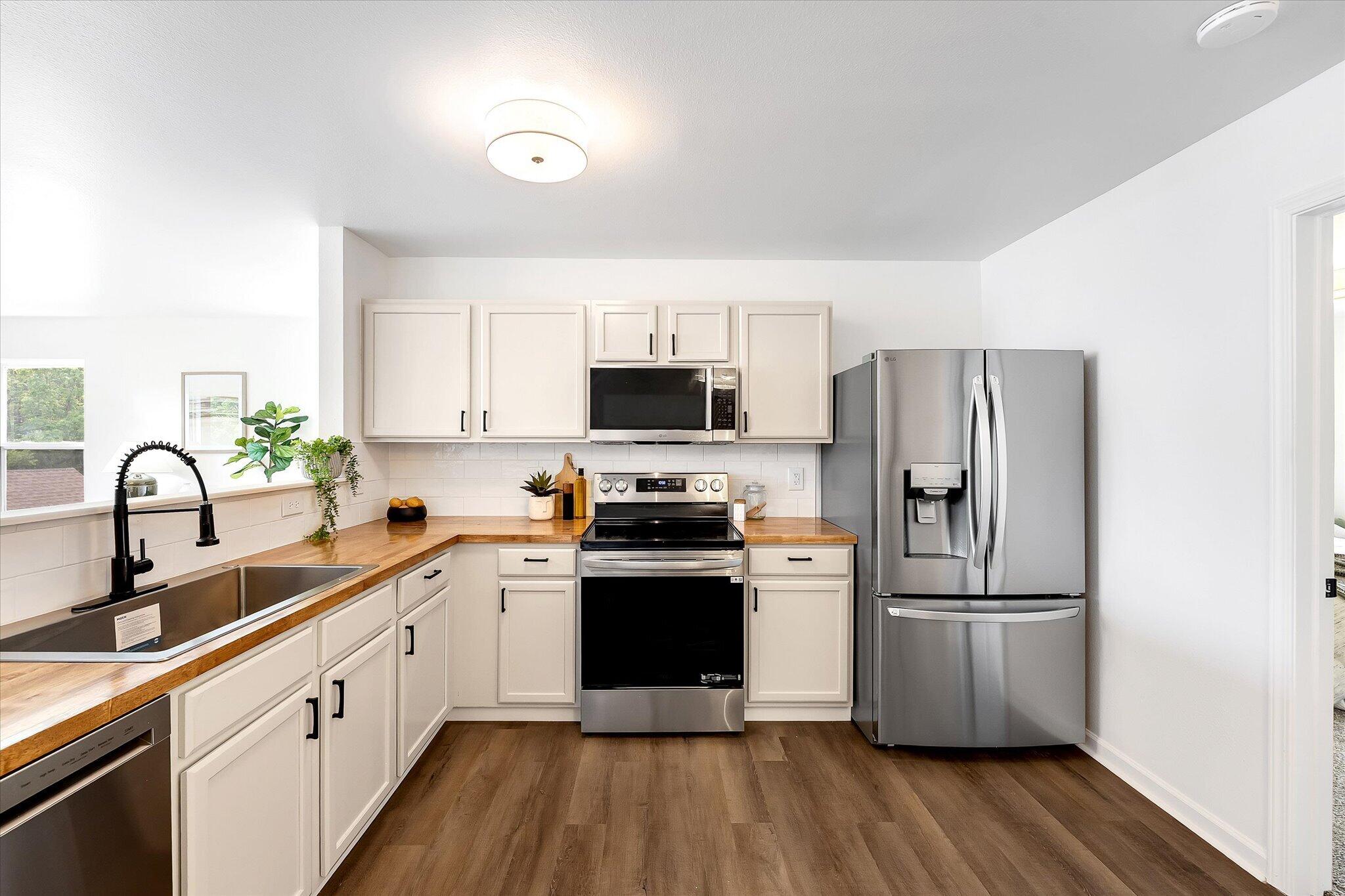 6675 Cypress Bay Drive Kalamazoo MI 49009