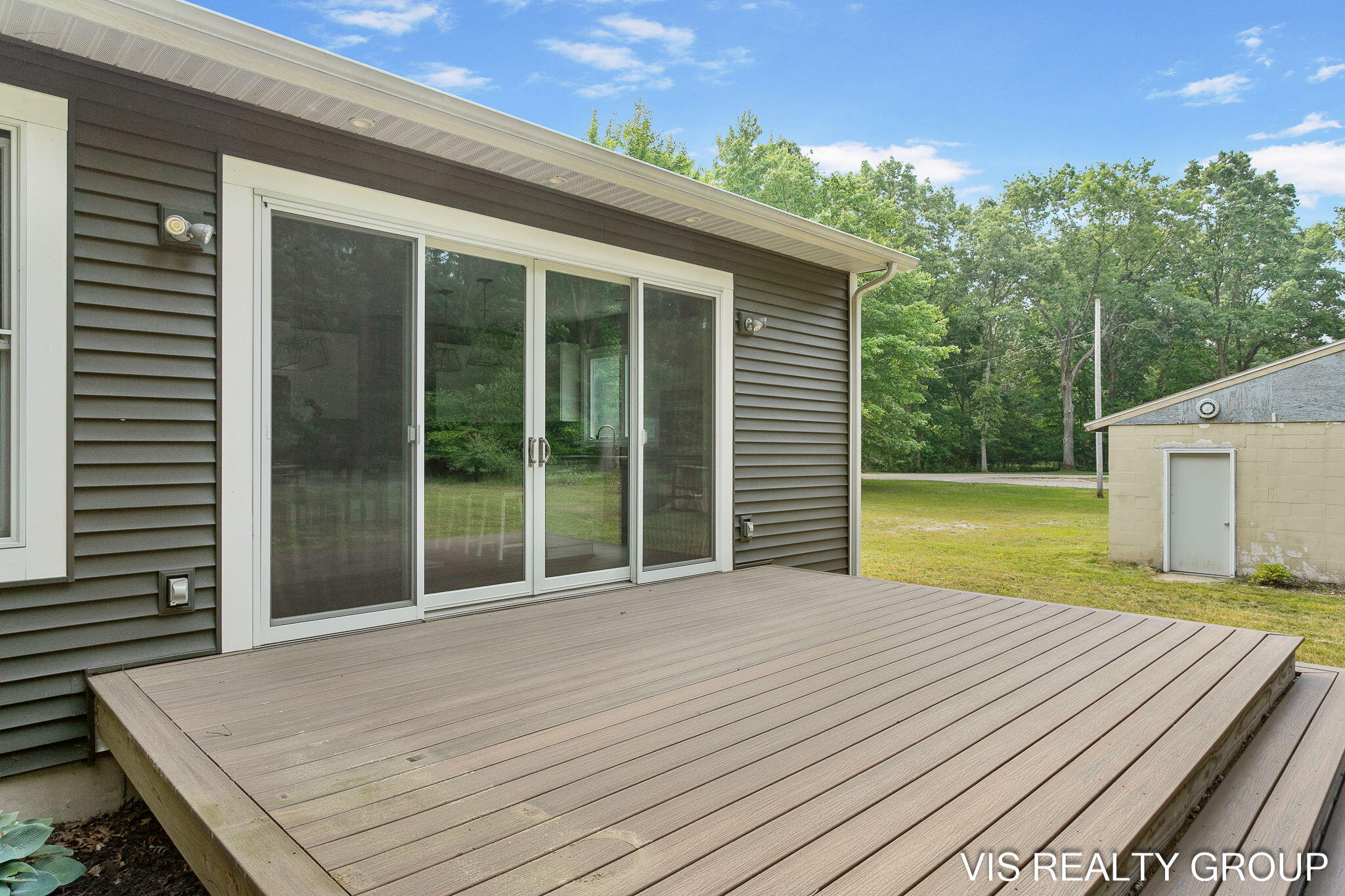 13407 152nd Avenue Grand Haven MI 49417