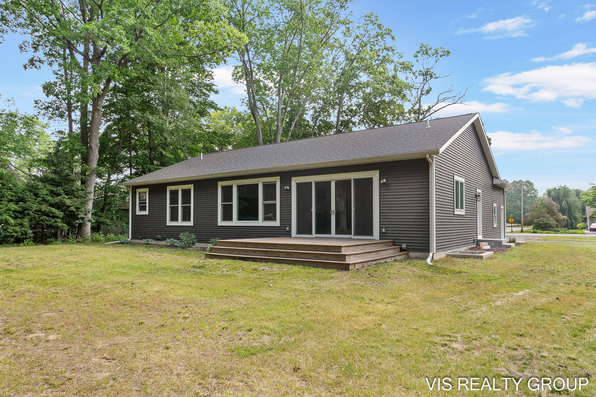13407 152nd Avenue Grand Haven MI 49417