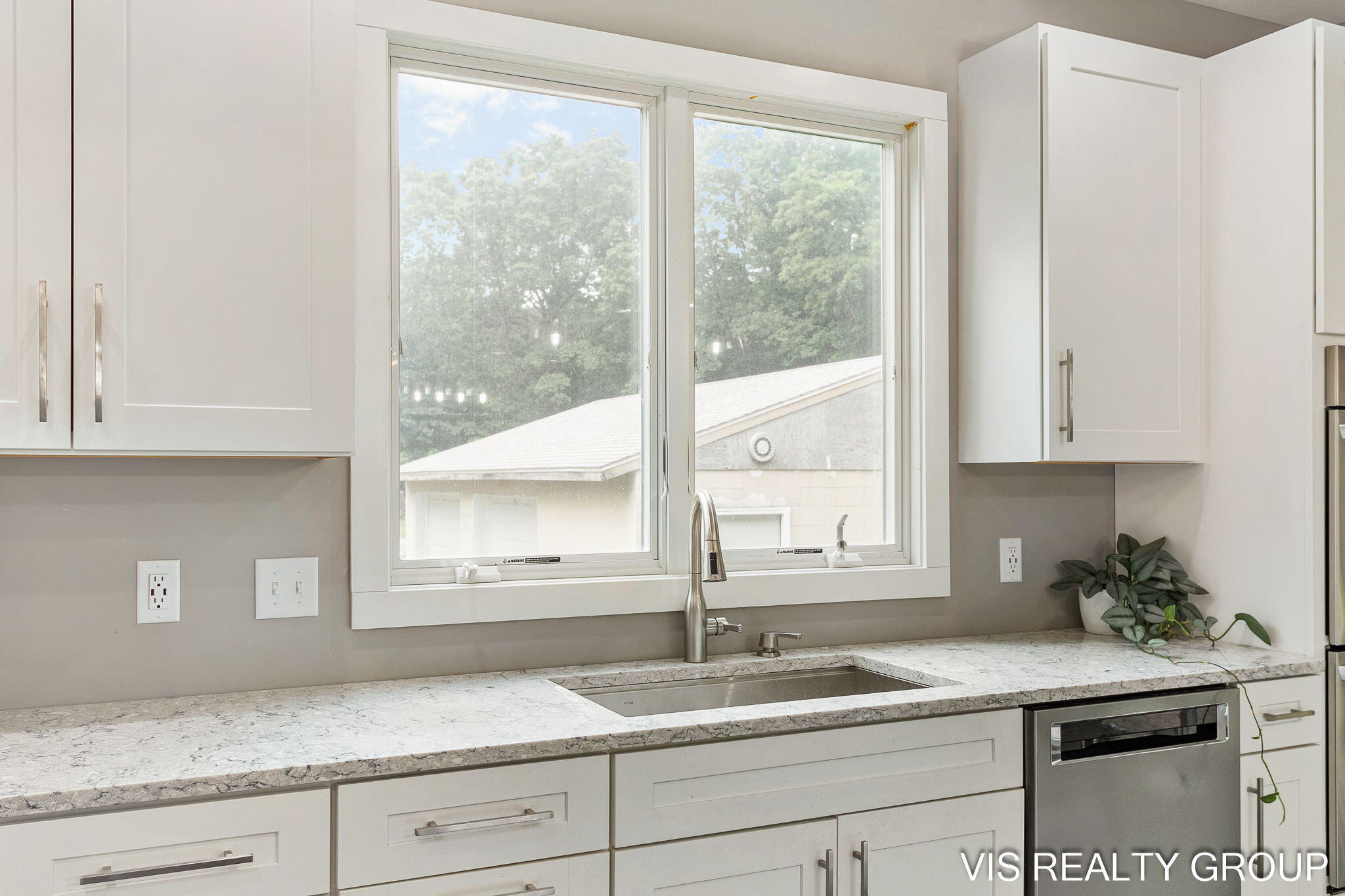 13407 152nd Avenue Grand Haven MI 49417