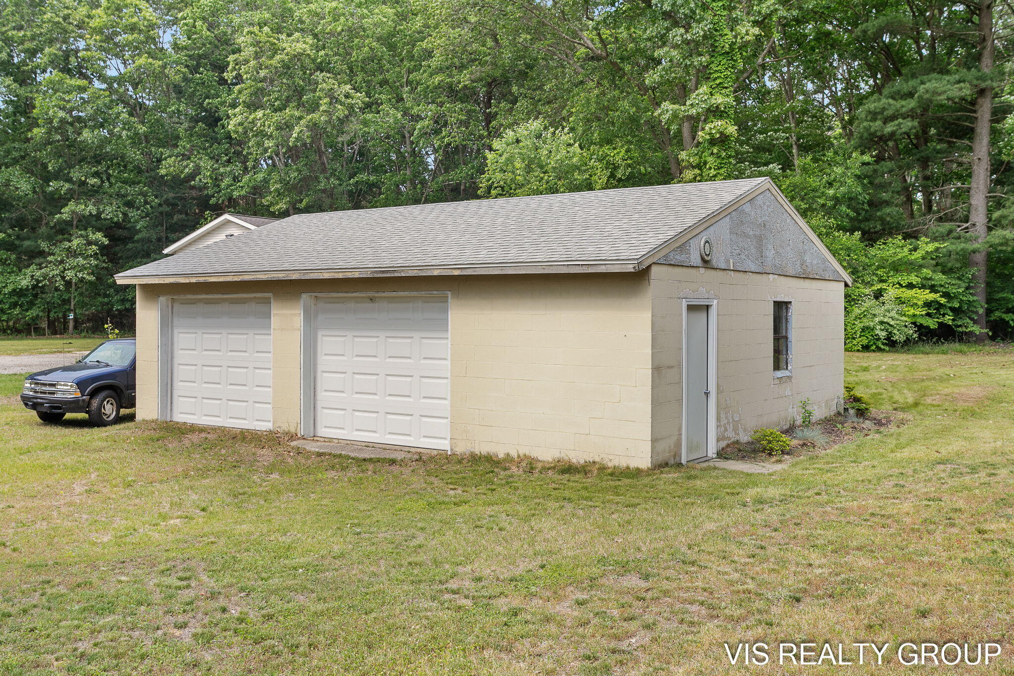 13407 152nd Avenue Grand Haven MI 49417