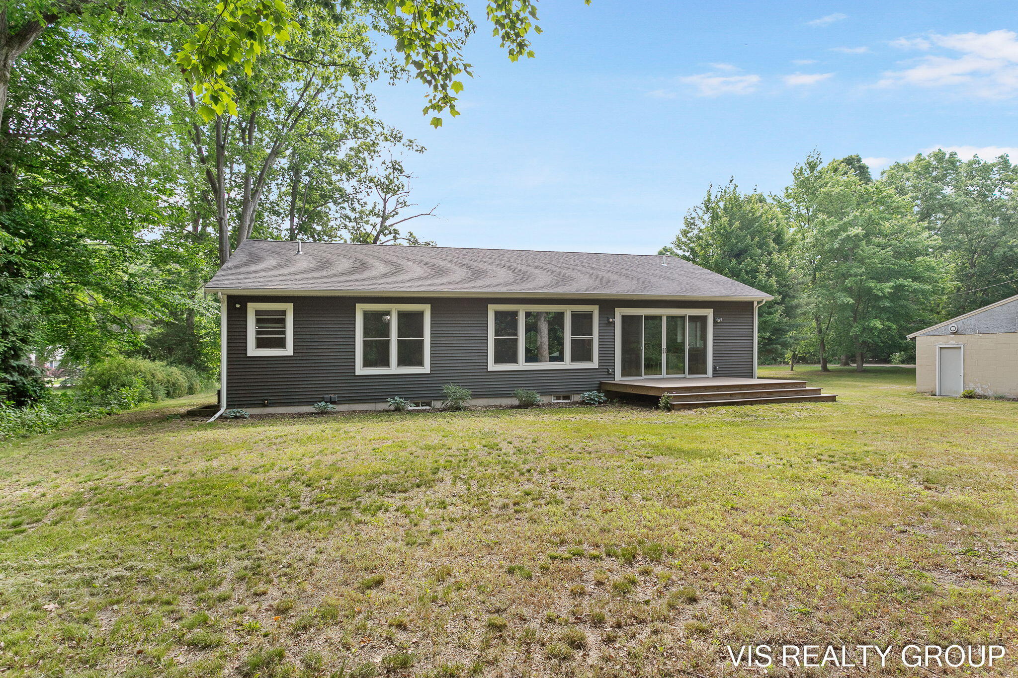 13407 152nd Avenue Grand Haven MI 49417