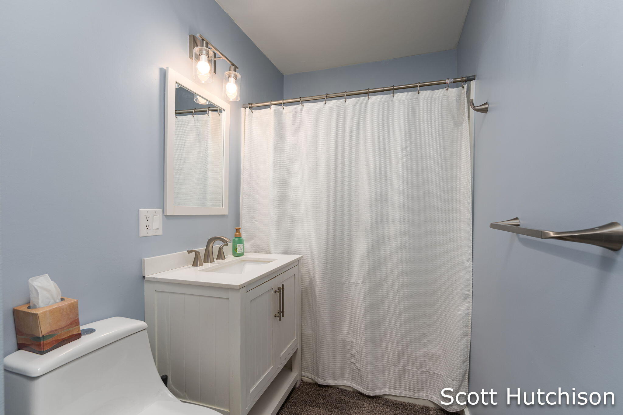 4171 Miramar Avenue NE Grand Rapids MI 49525