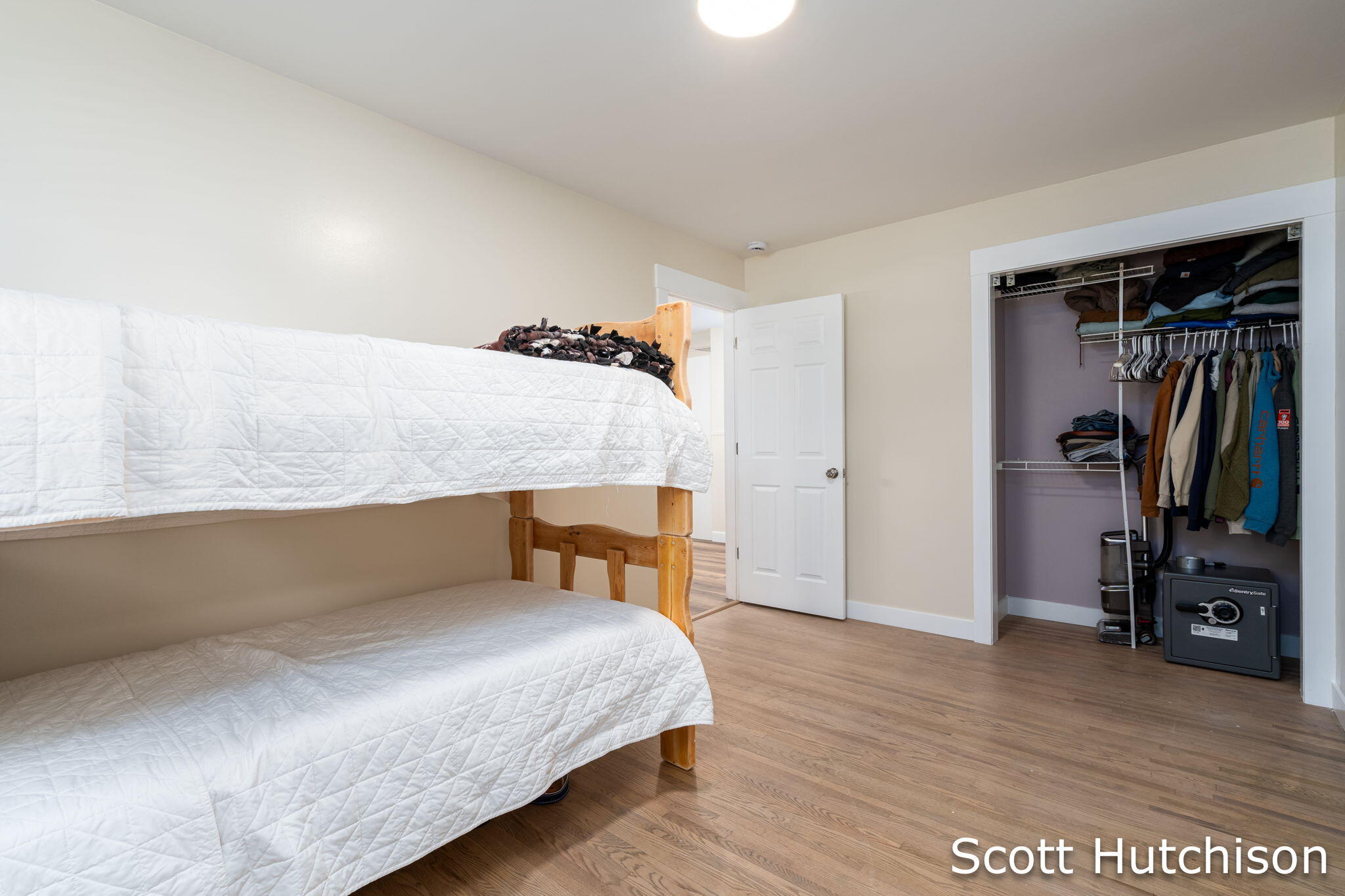 4171 Miramar Avenue NE Grand Rapids MI 49525