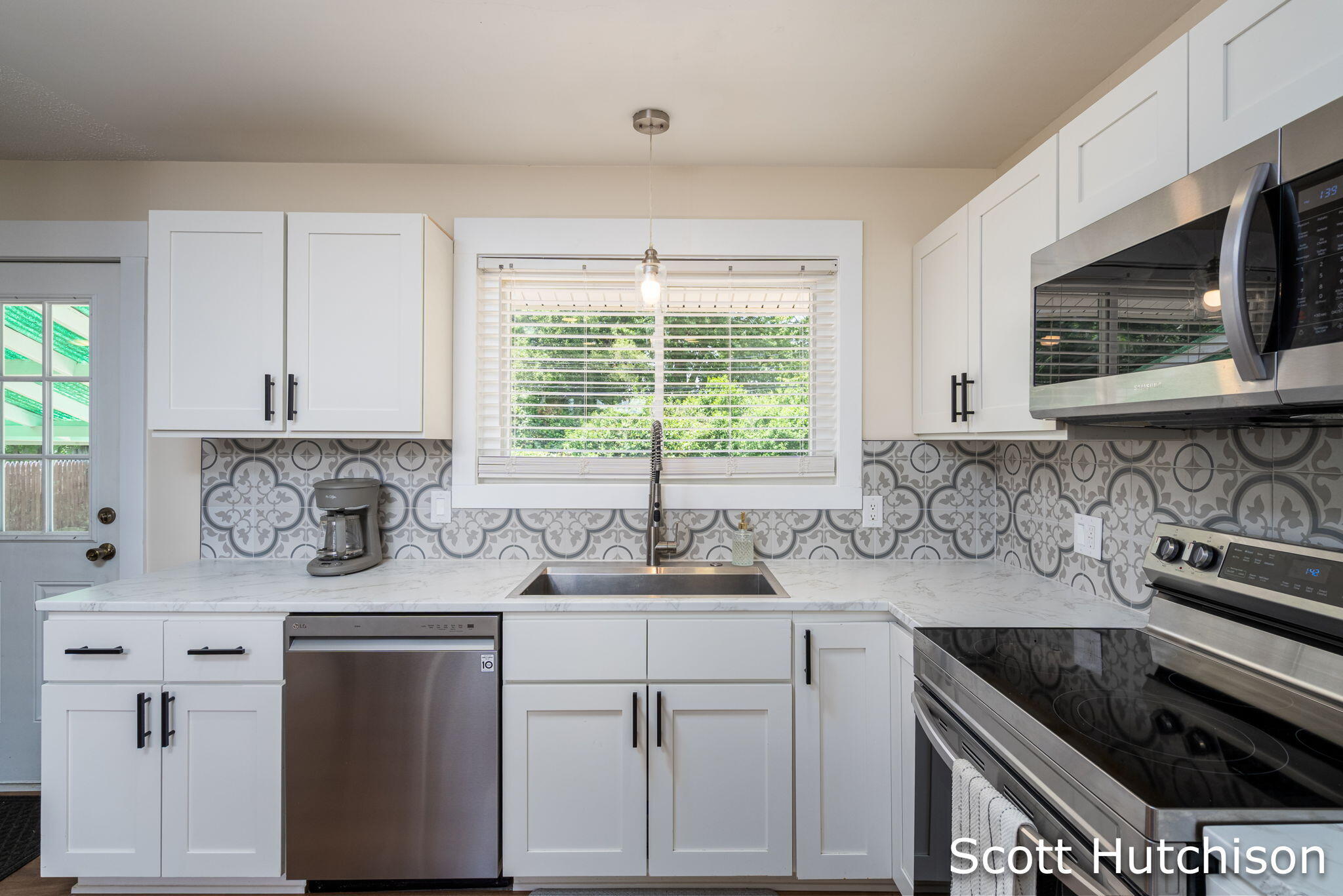 4171 Miramar Avenue NE Grand Rapids MI 49525