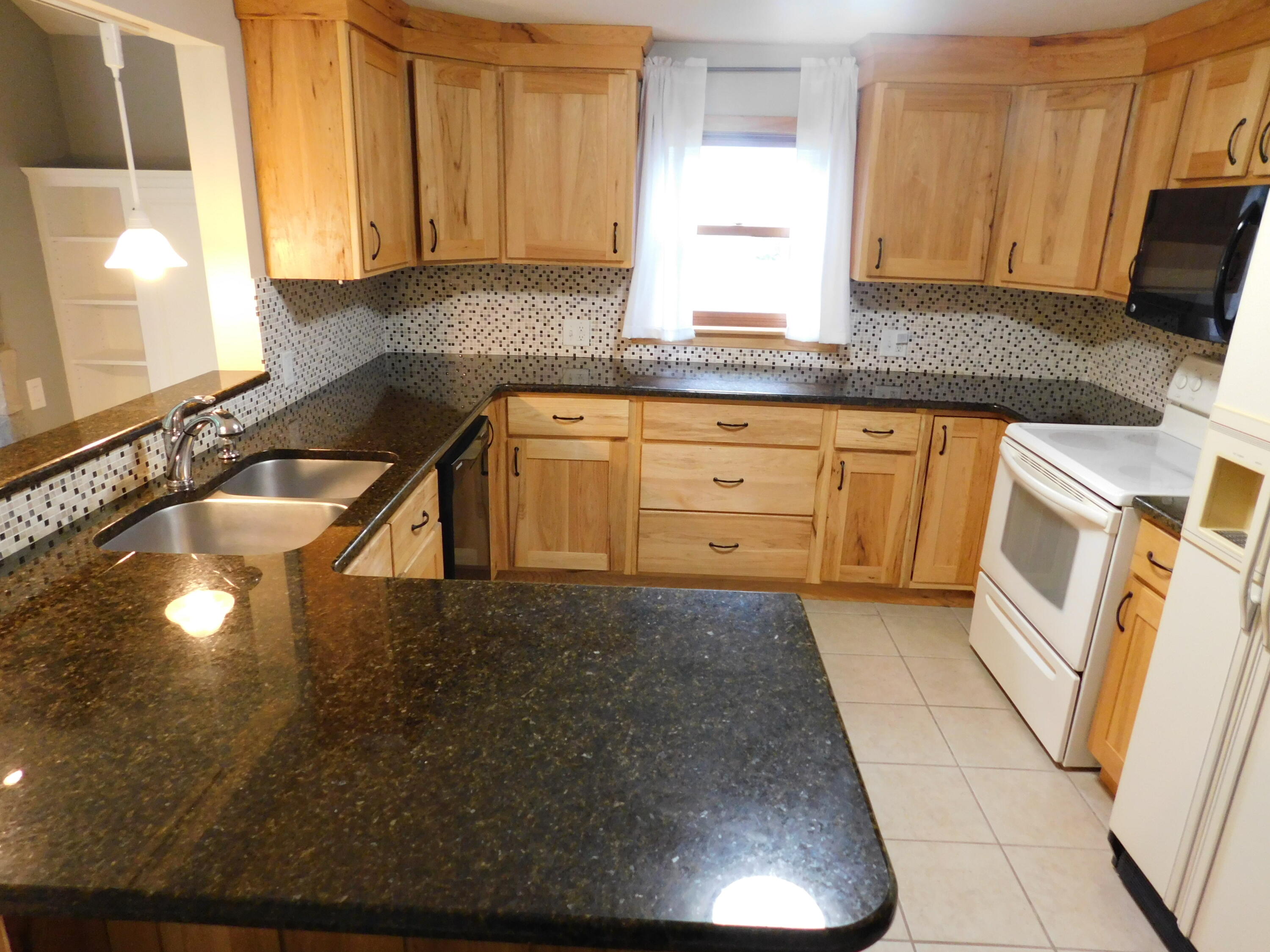 1538 W 32nd Street Holland MI 49423