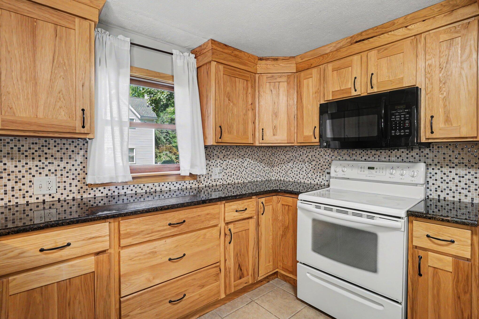 1538 W 32nd Street Holland MI 49423