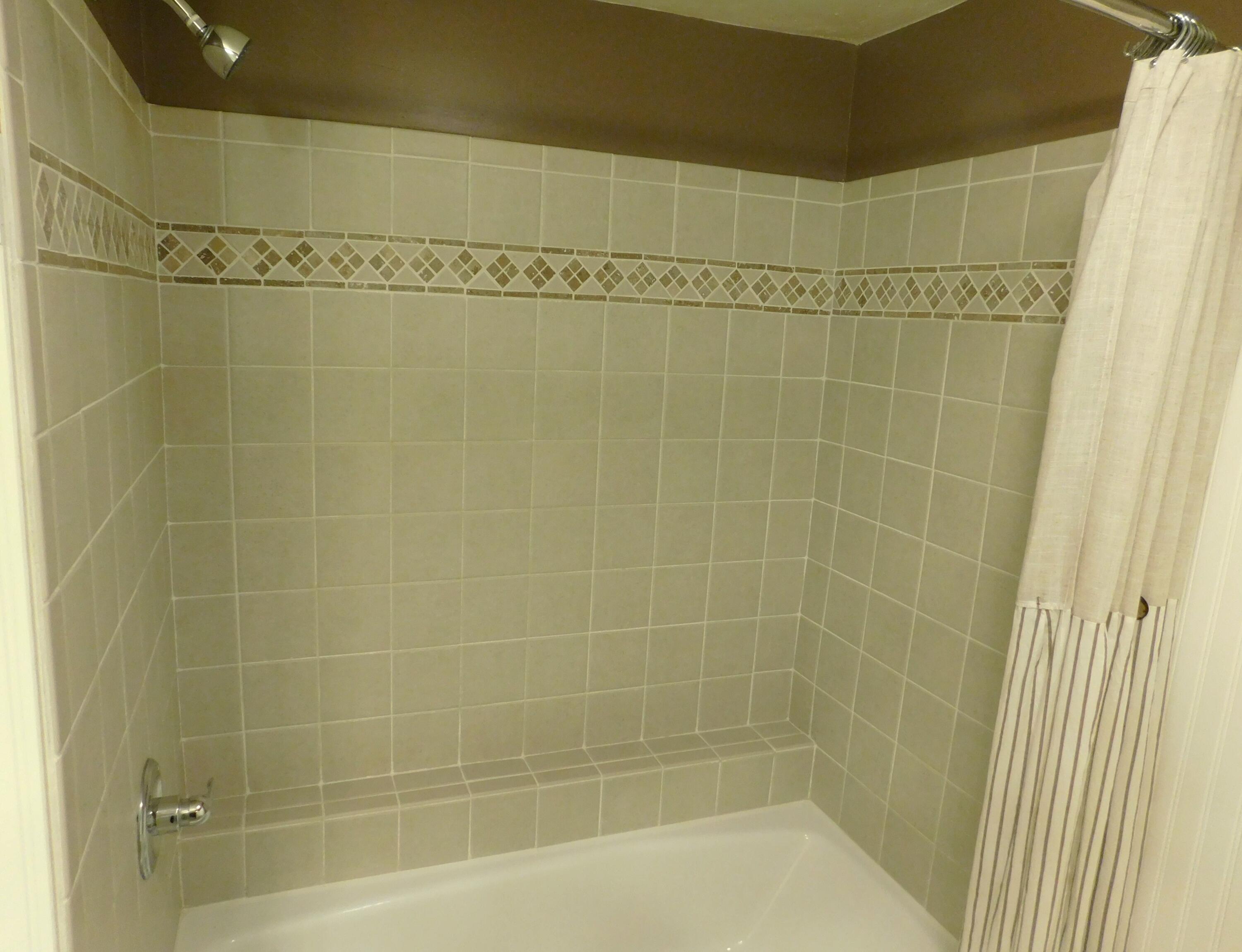1538 W 32nd Street Holland MI 49423