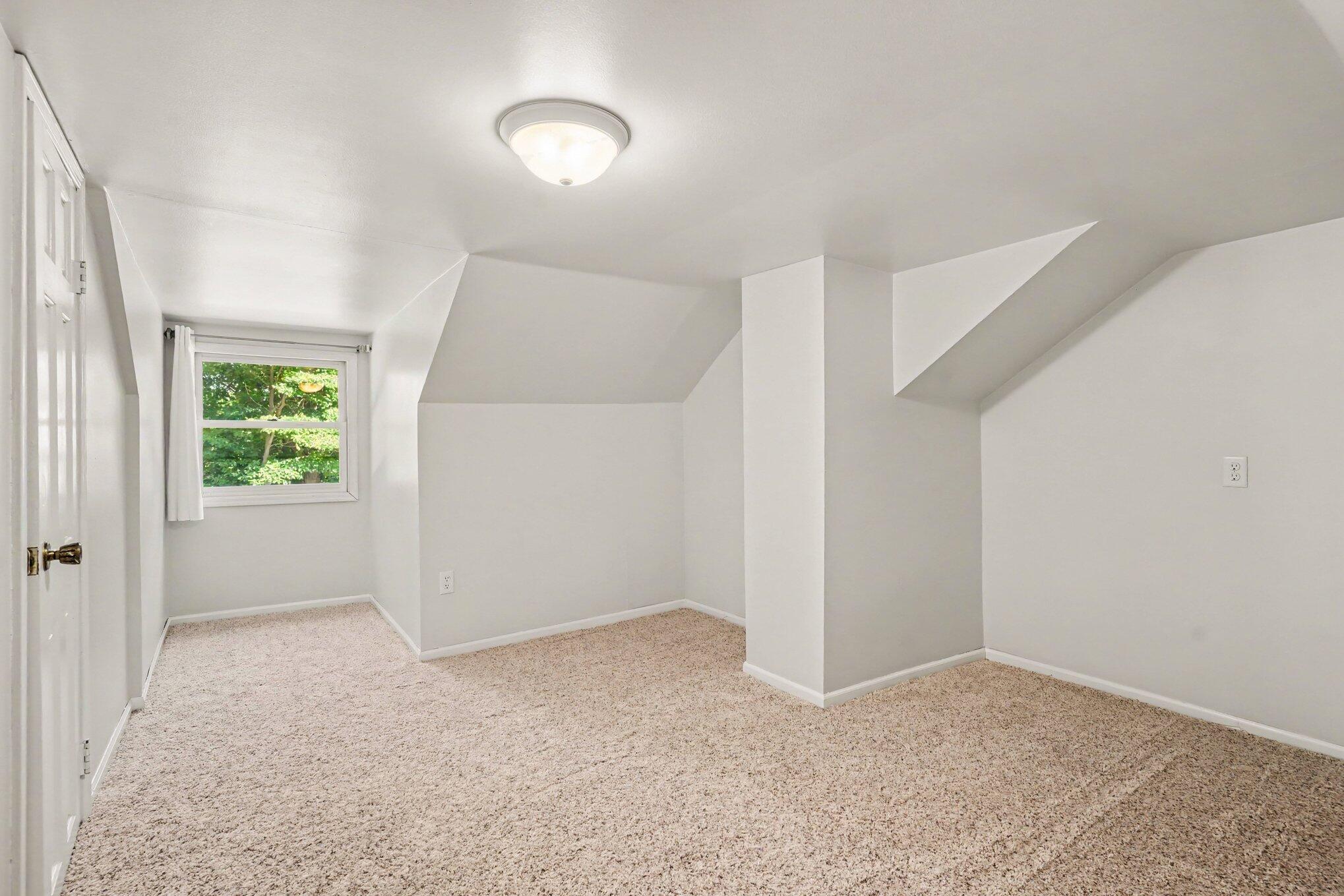 1538 W 32nd Street Holland MI 49423