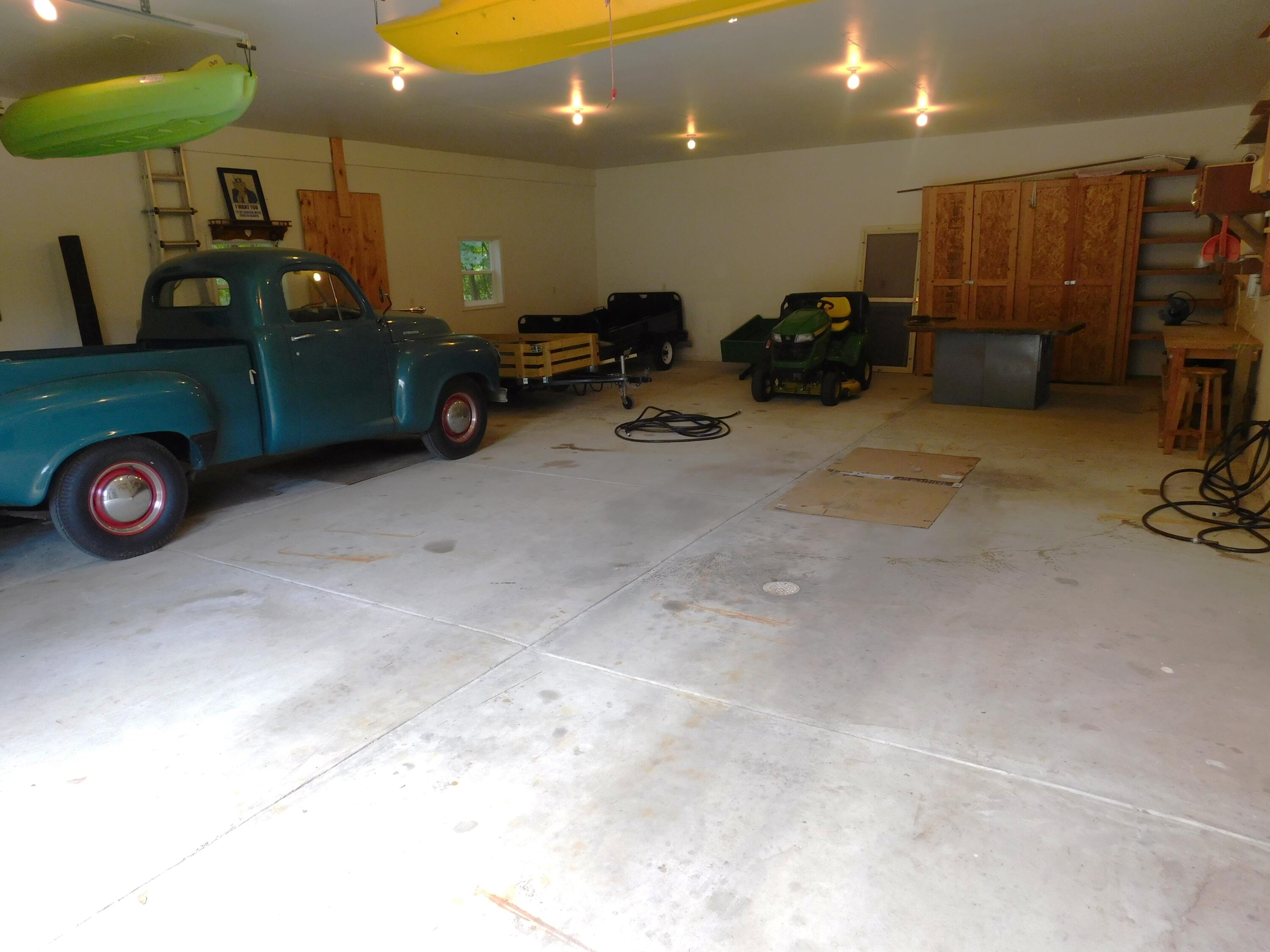 1538 W 32nd Street Holland MI 49423