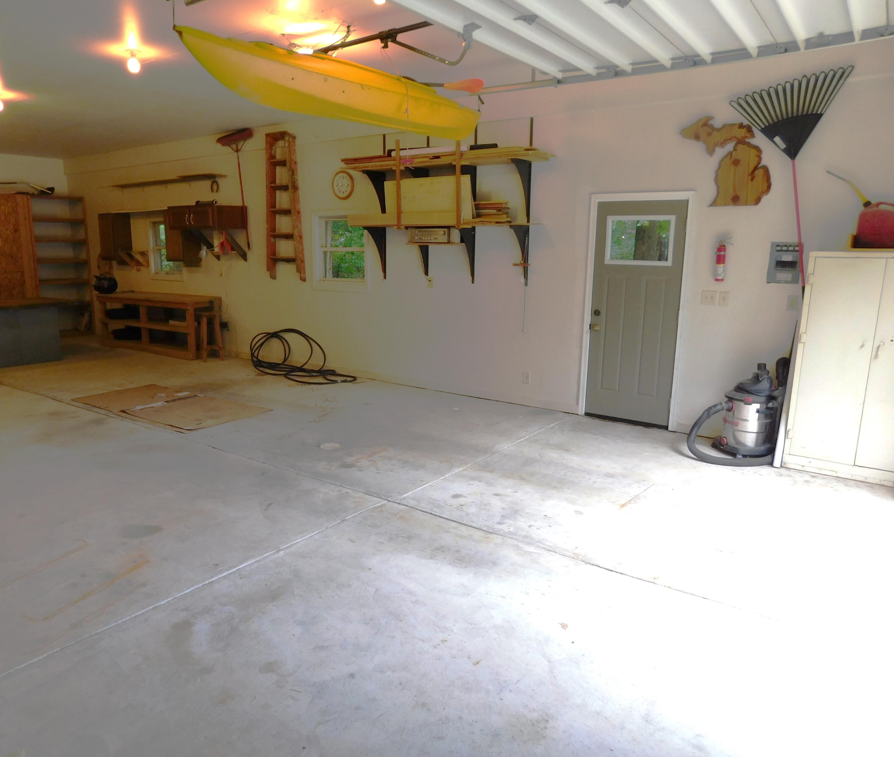 1538 W 32nd Street Holland MI 49423
