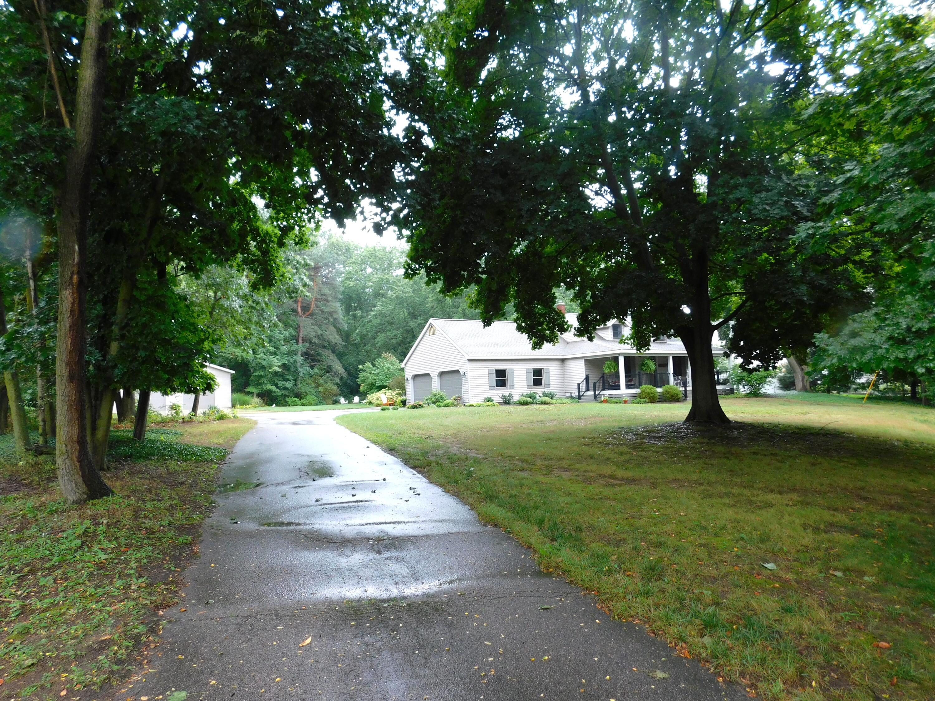 1538 W 32nd Street Holland MI 49423