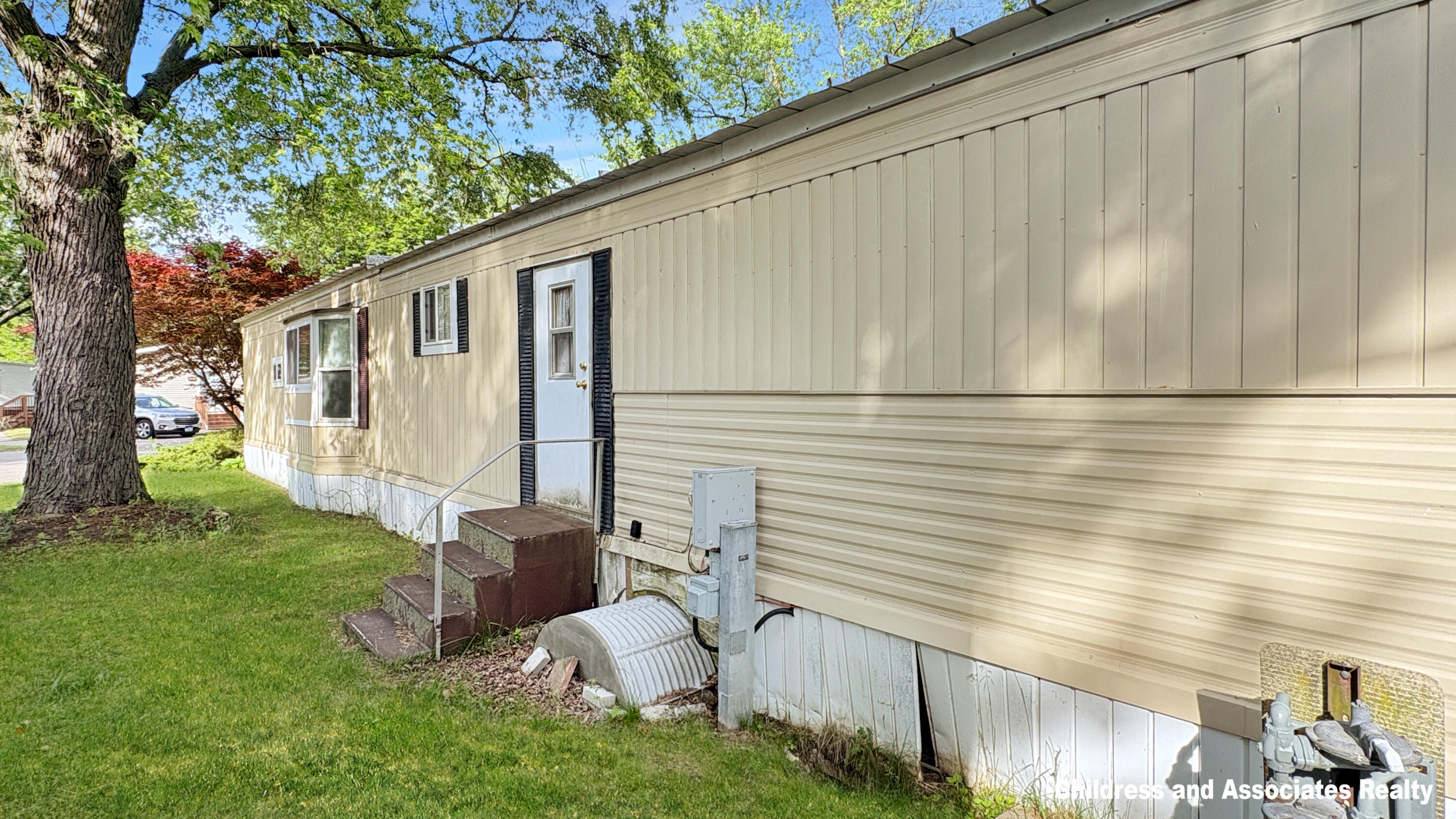 360 N Sword Street SW Grand Rapids MI 49548