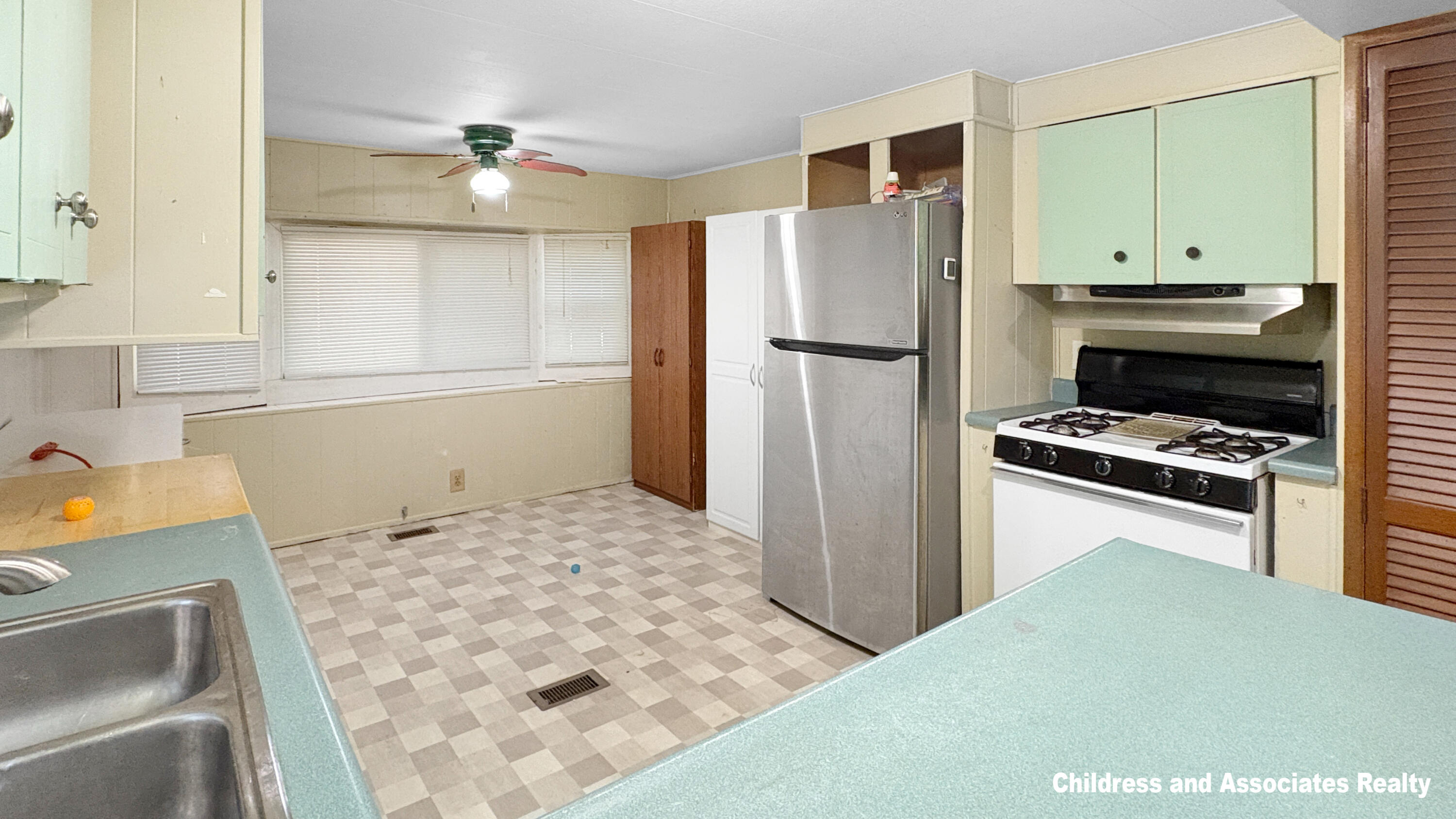 360 N Sword Street SW Grand Rapids MI 49548