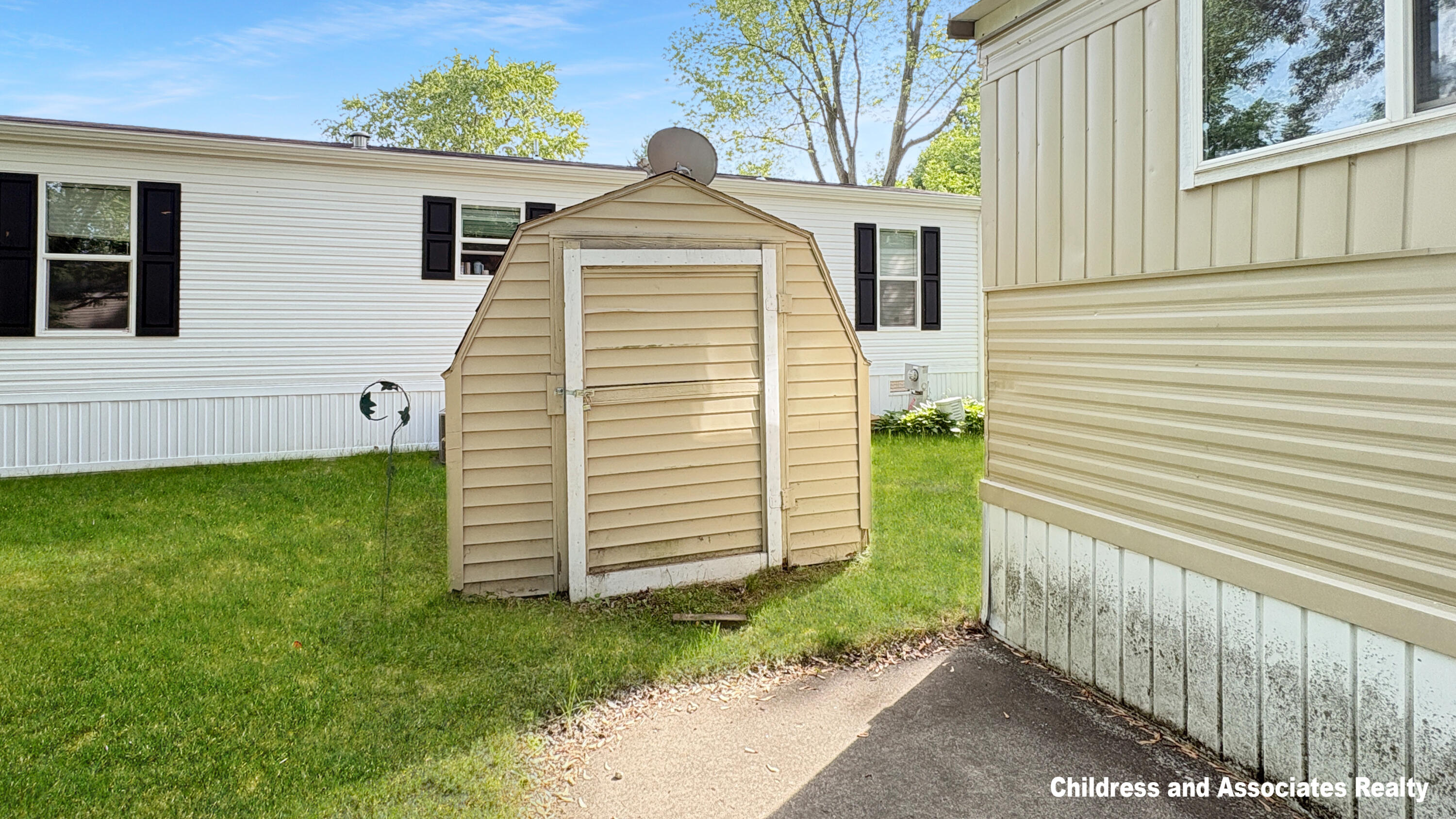 360 N Sword Street SW Grand Rapids MI 49548