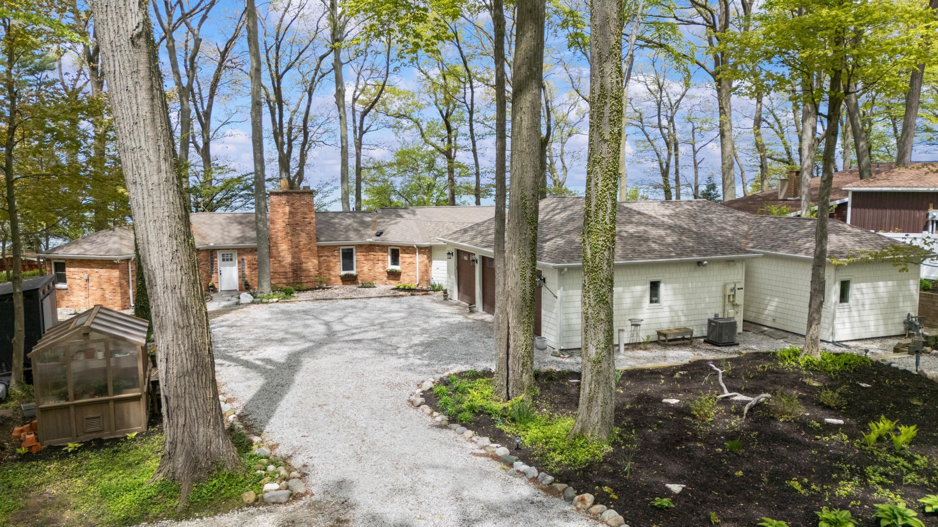 5646 M 63 N Coloma MI 49038