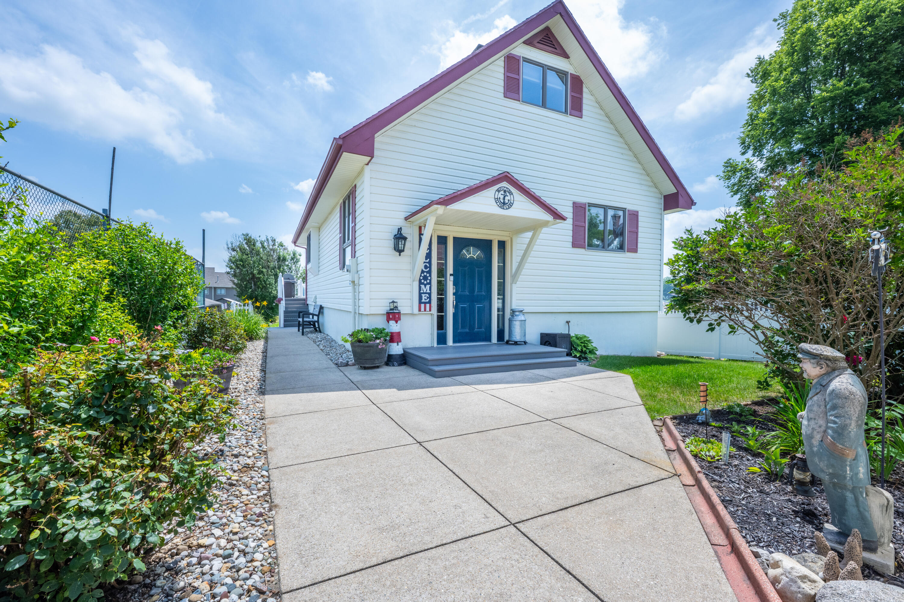 5791 Beech Street Coloma MI 49038