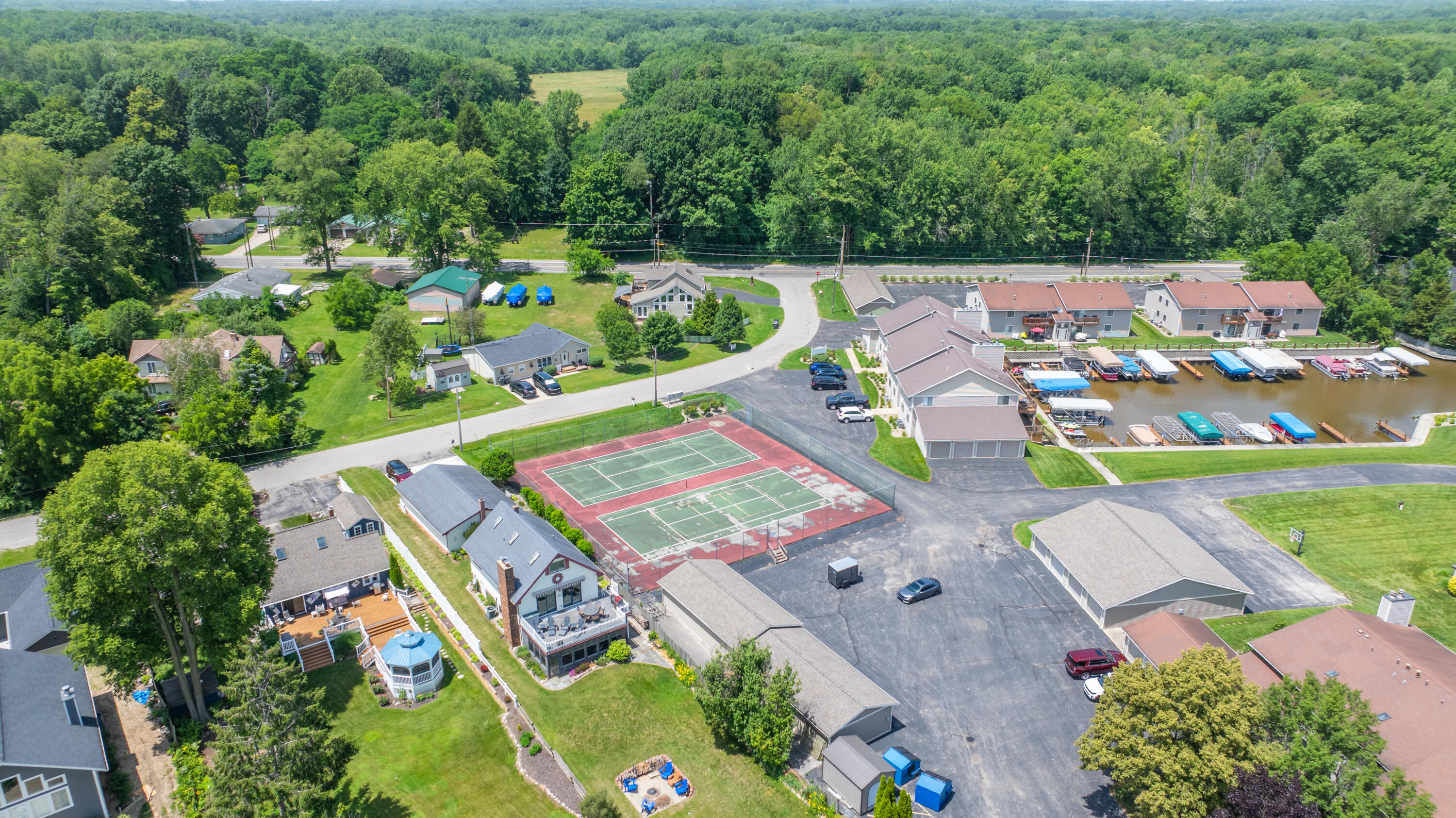 5791 Beech Street Coloma MI 49038
