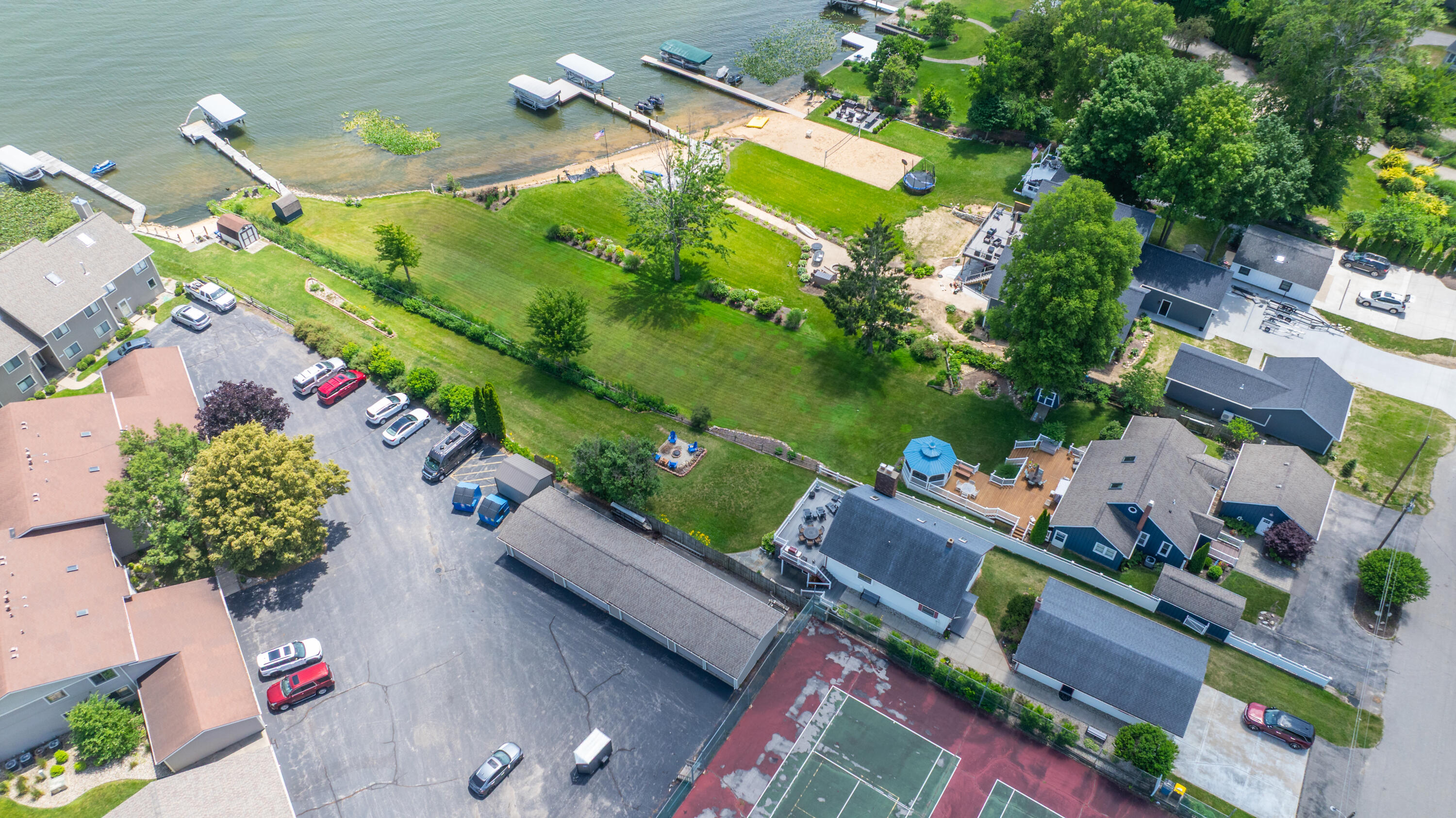 5791 Beech Street Coloma MI 49038