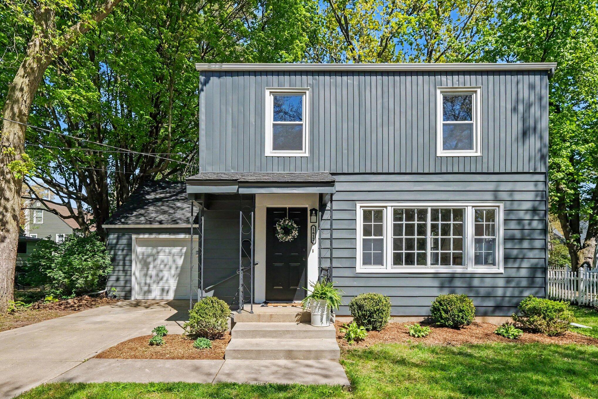 1612 Margaret Avenue SE Grand Rapids MI 49507