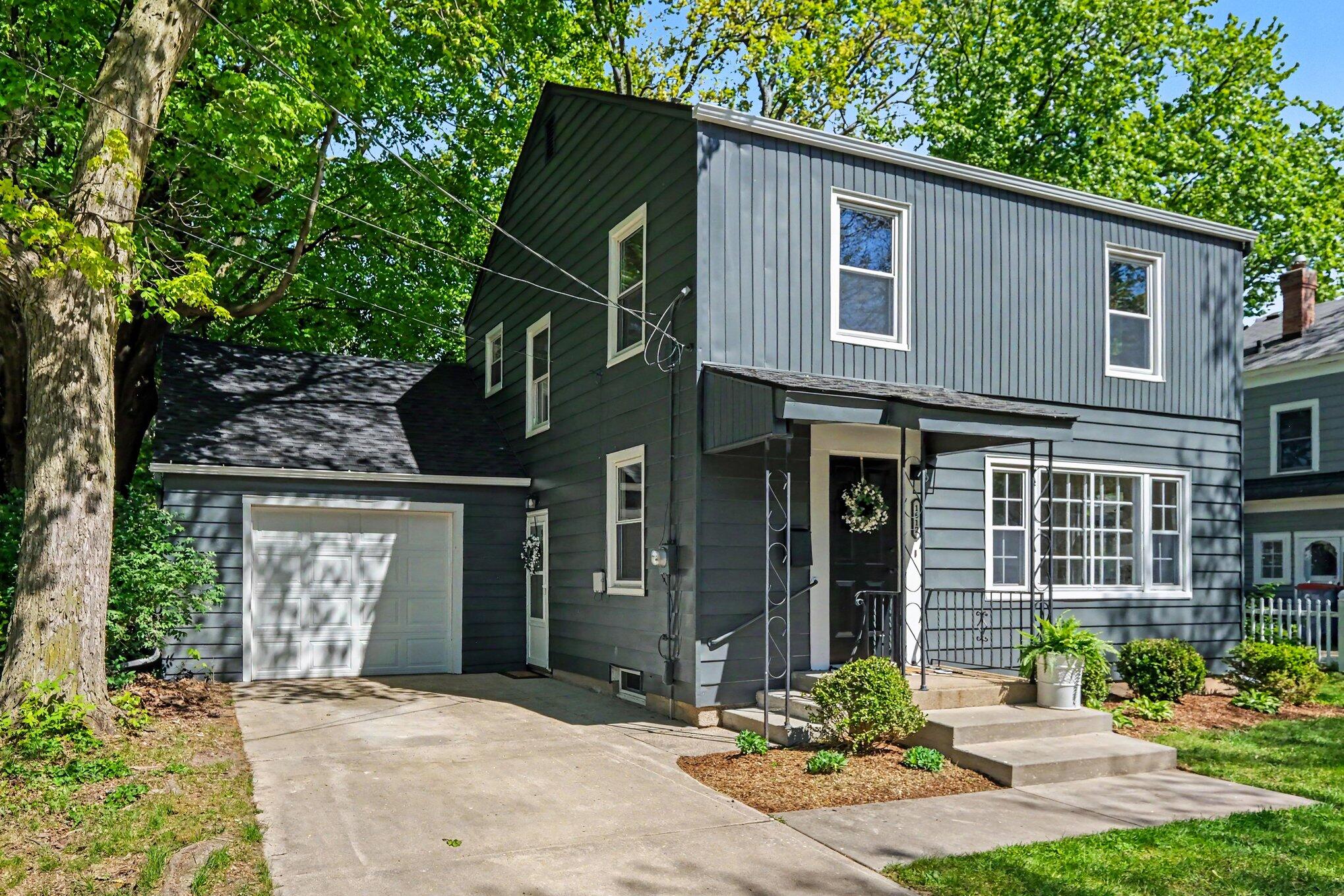 1612 Margaret Avenue SE Grand Rapids MI 49507
