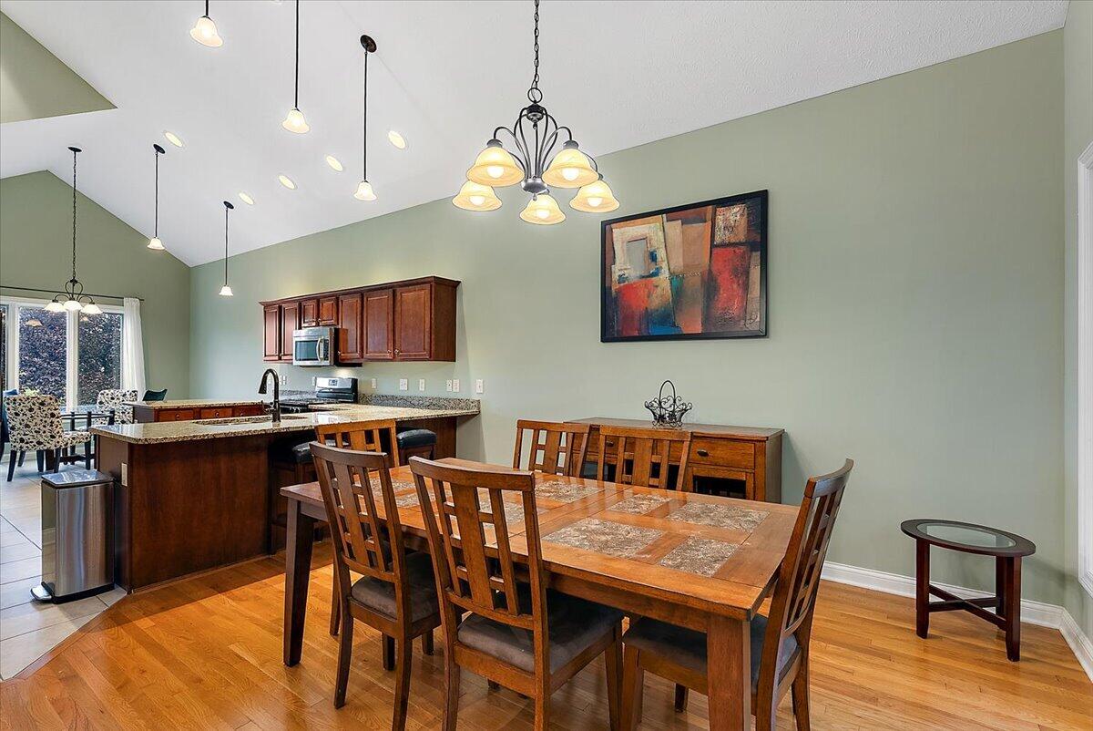 626 Swan River Drive Benton Harbor MI 49022