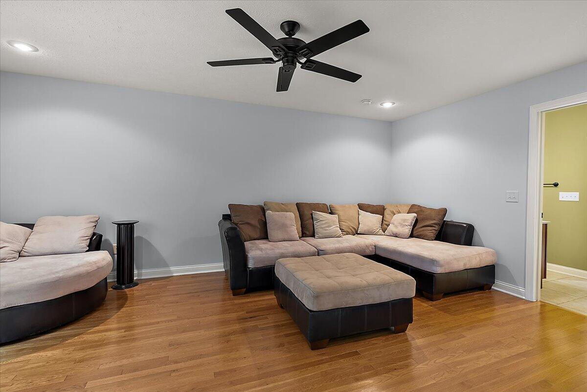 626 Swan River Drive Benton Harbor MI 49022