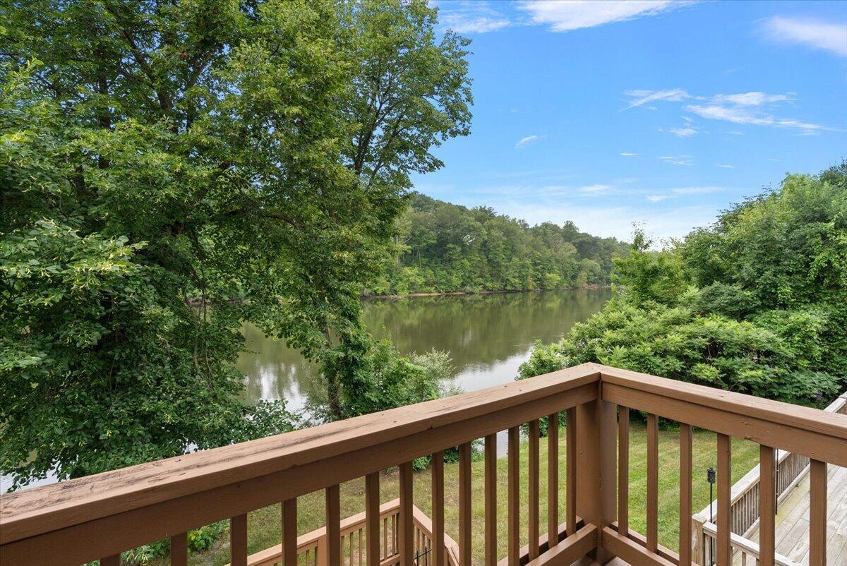 626 Swan River Drive Benton Harbor MI 49022