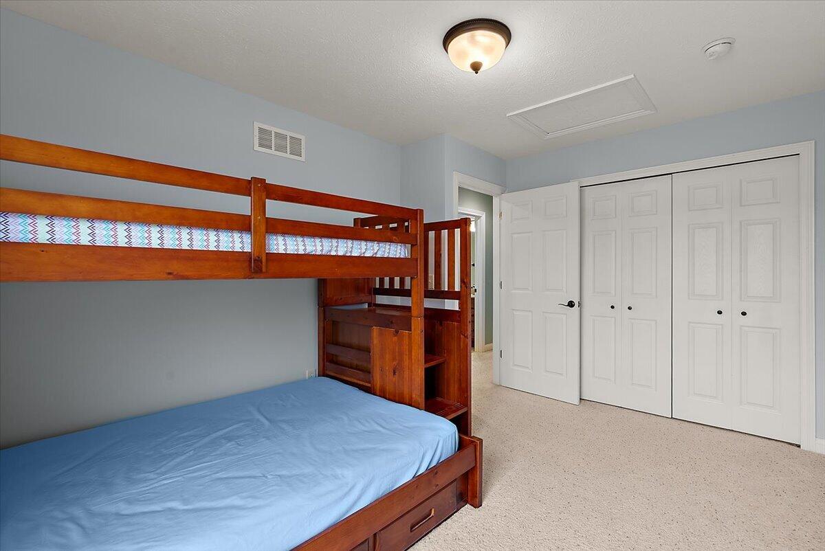 626 Swan River Drive Benton Harbor MI 49022