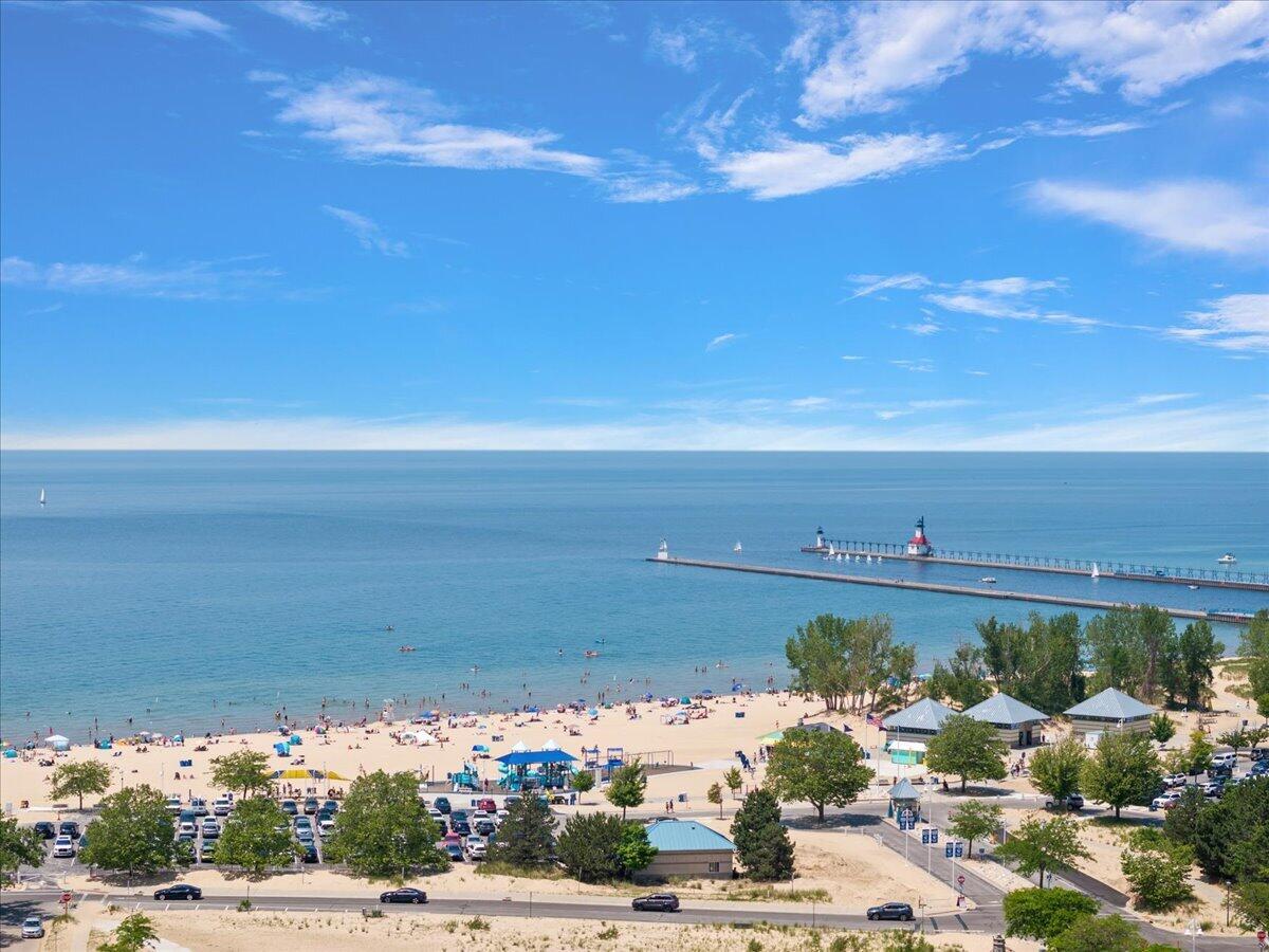 626 Swan River Drive Benton Harbor MI 49022